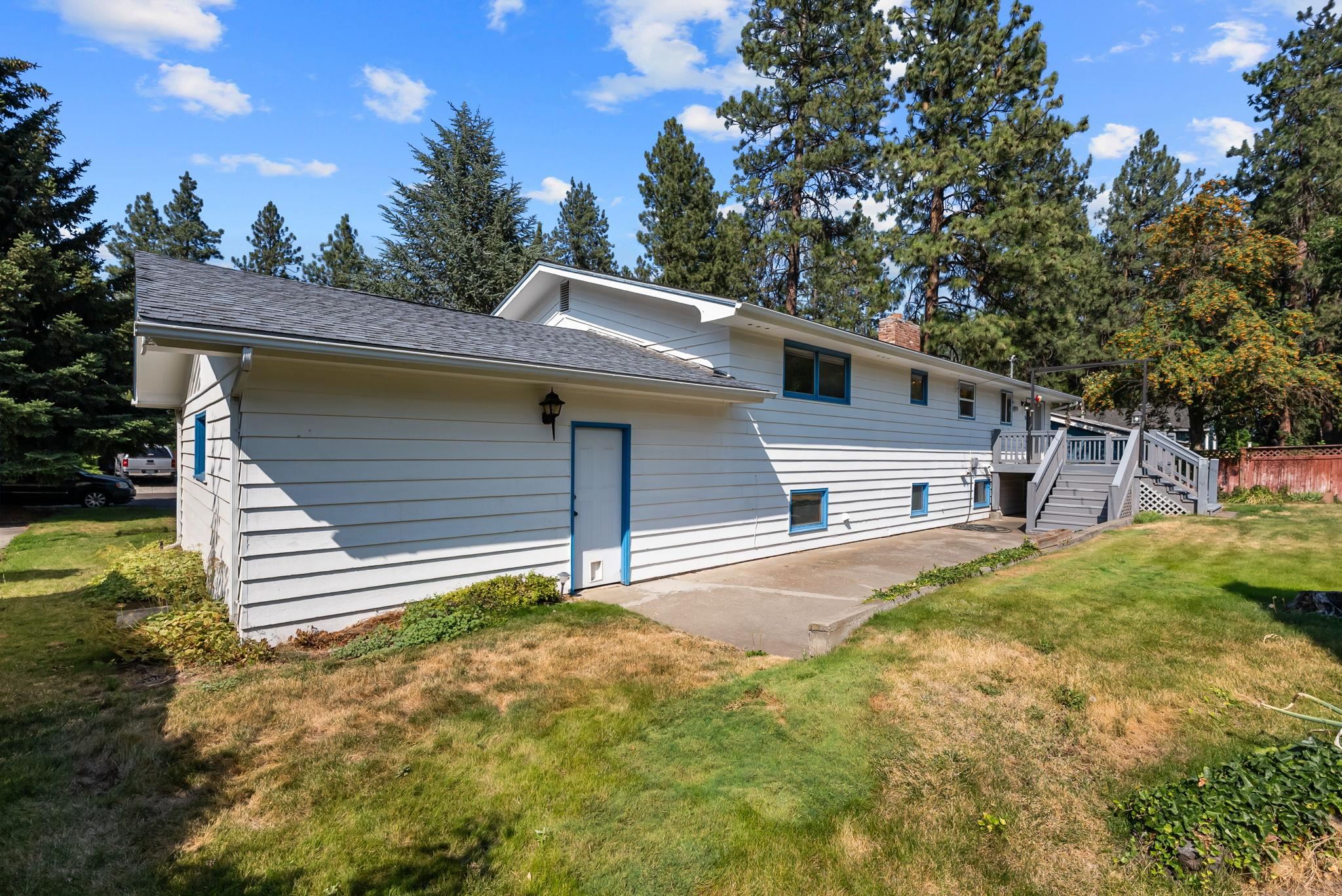 2504 E 40TH Ave - Photo 39