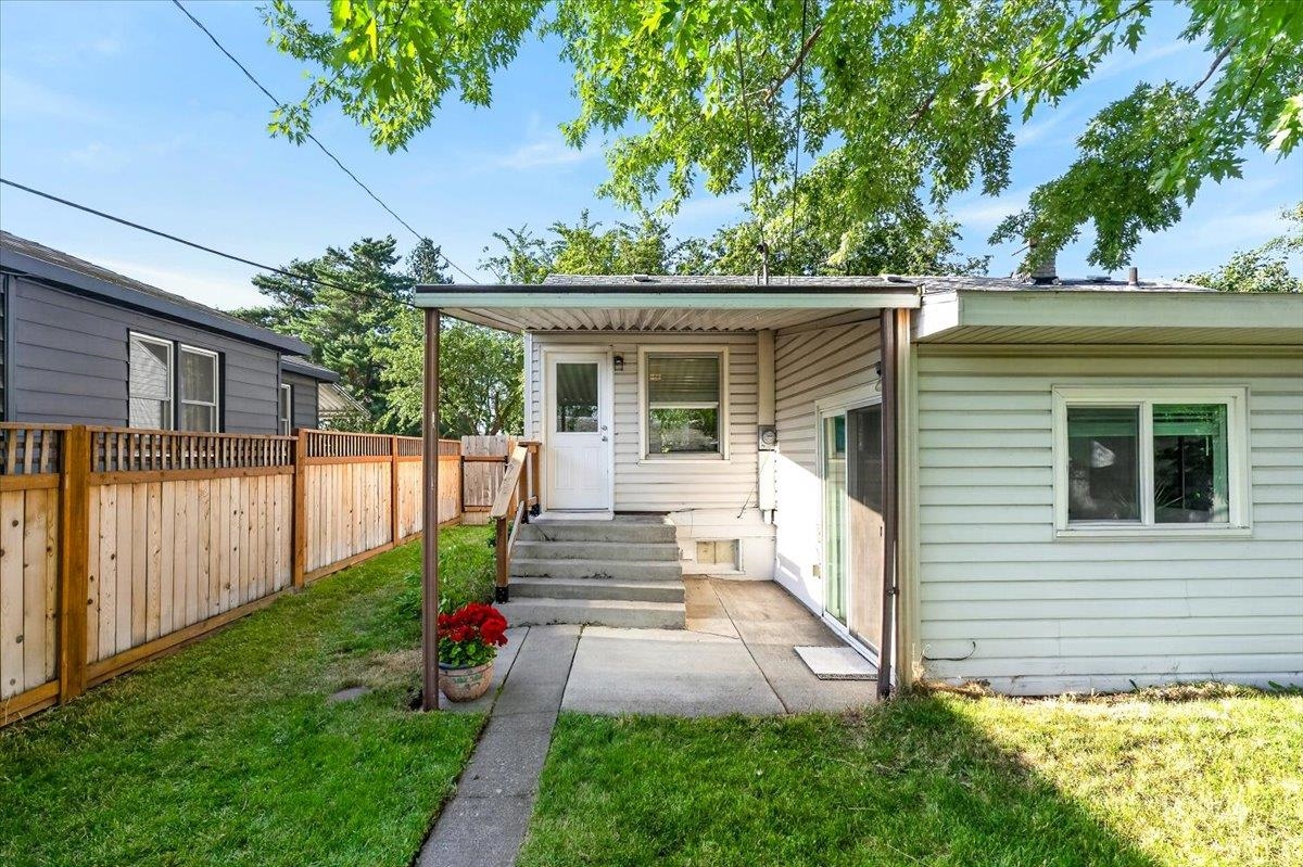 904 E Joseph Ave - Photo 36