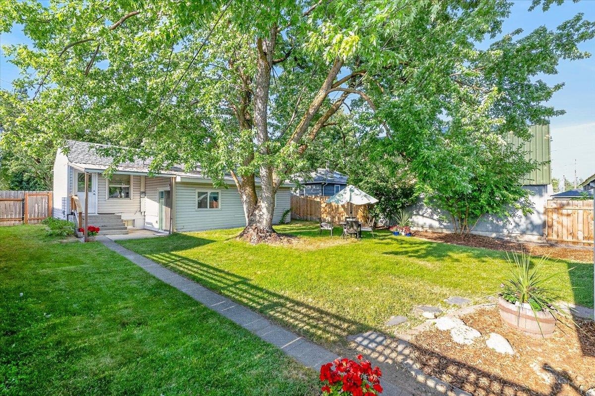 904 E Joseph Ave - Photo 41