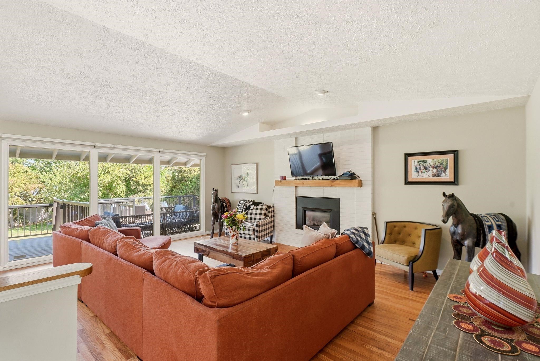 4509 E 56th Ave - Photo 5