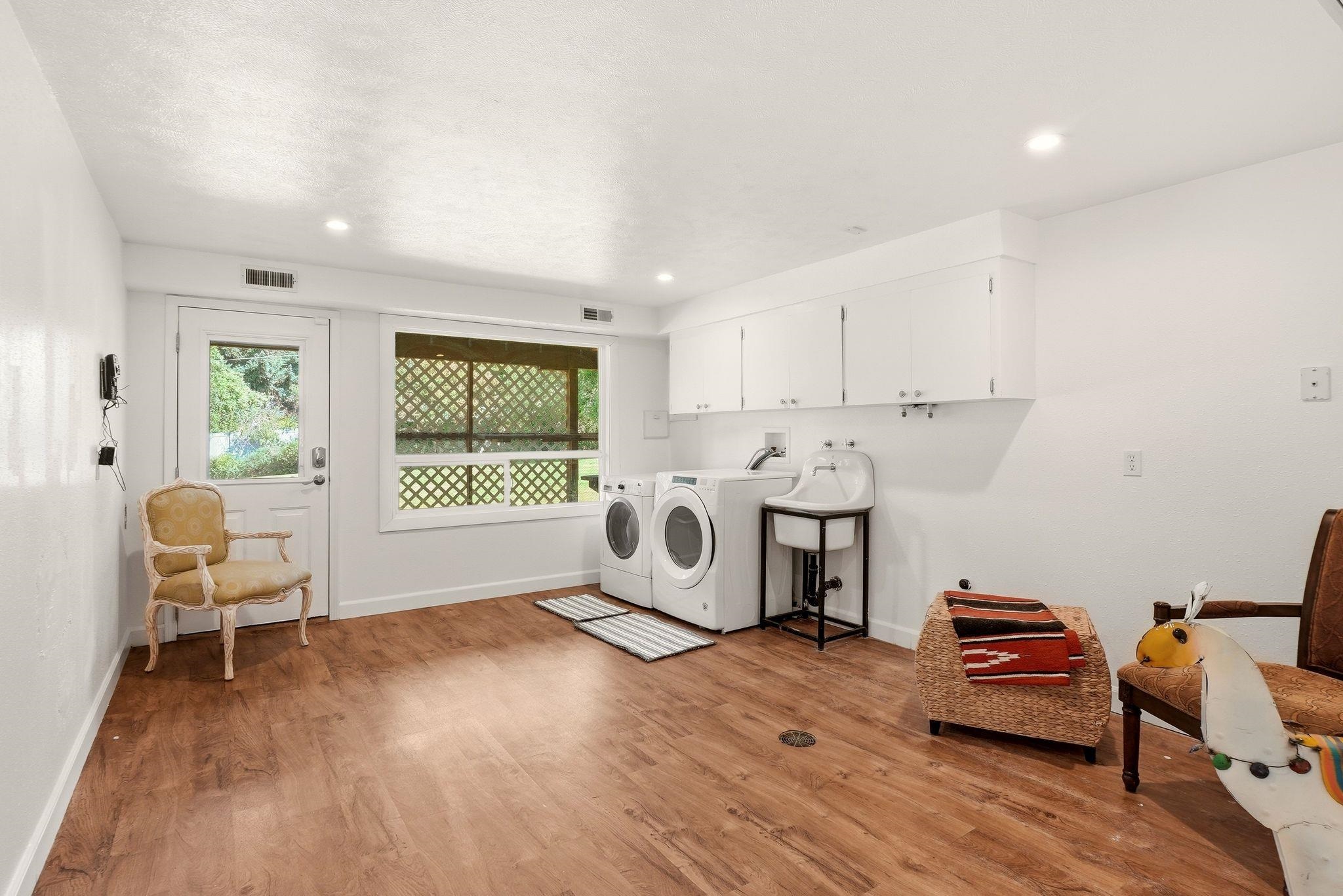 4509 E 56th Ave - Photo 32