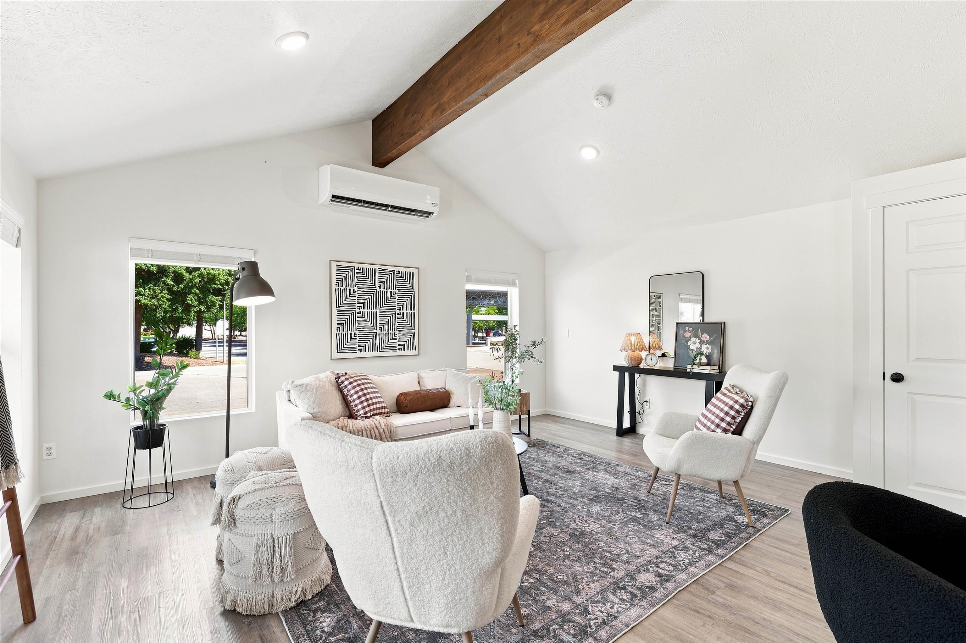 10504 E 4th Ave - Photo 4