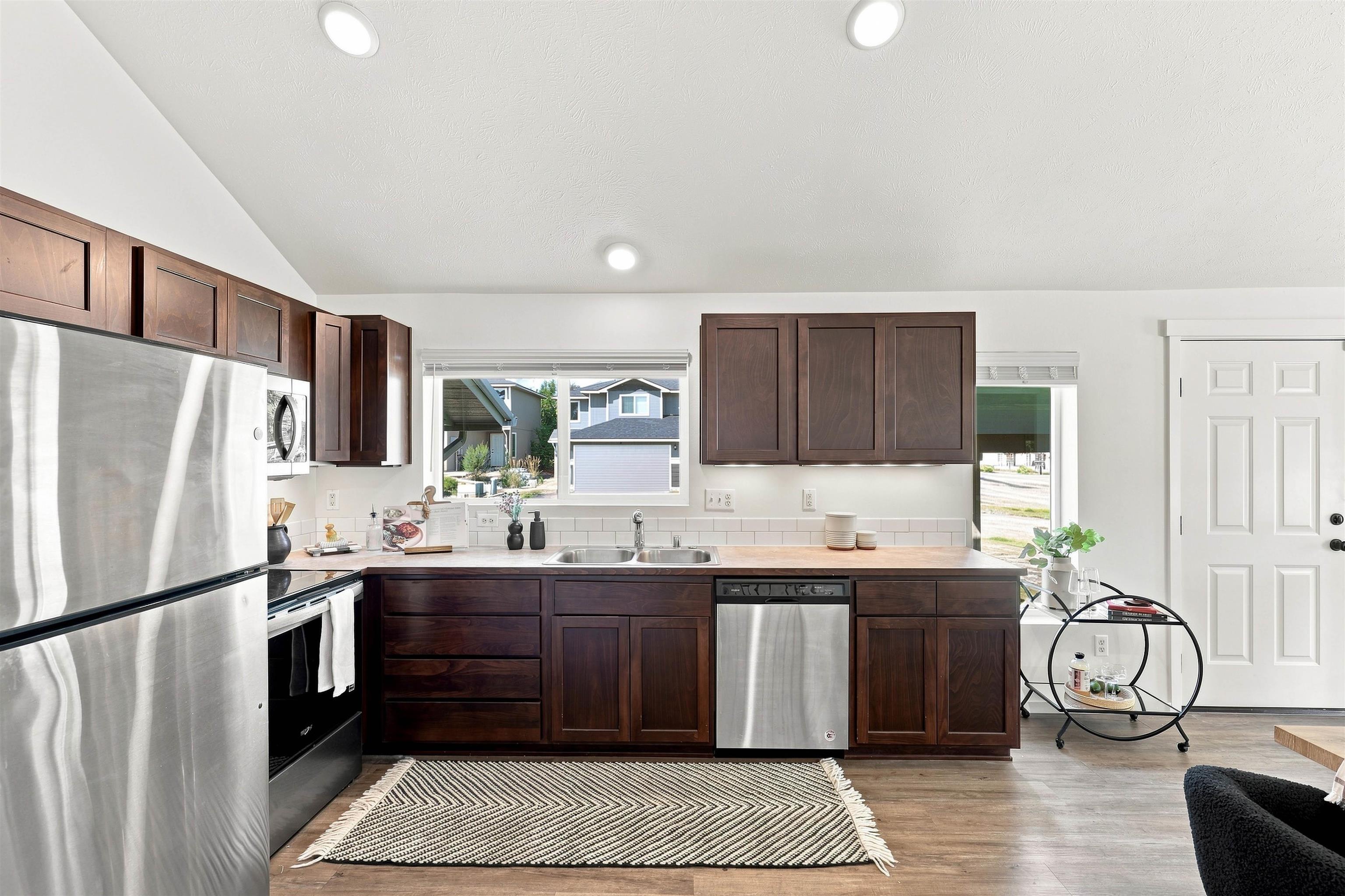 10504 E 4th Ave - Photo 10
