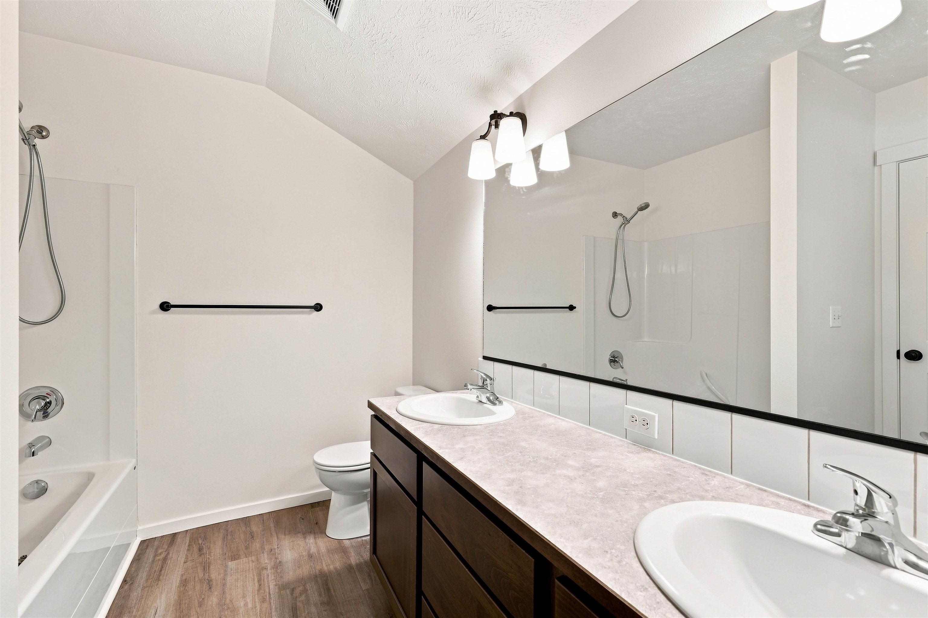 10504 E 4th Ave - Photo 15