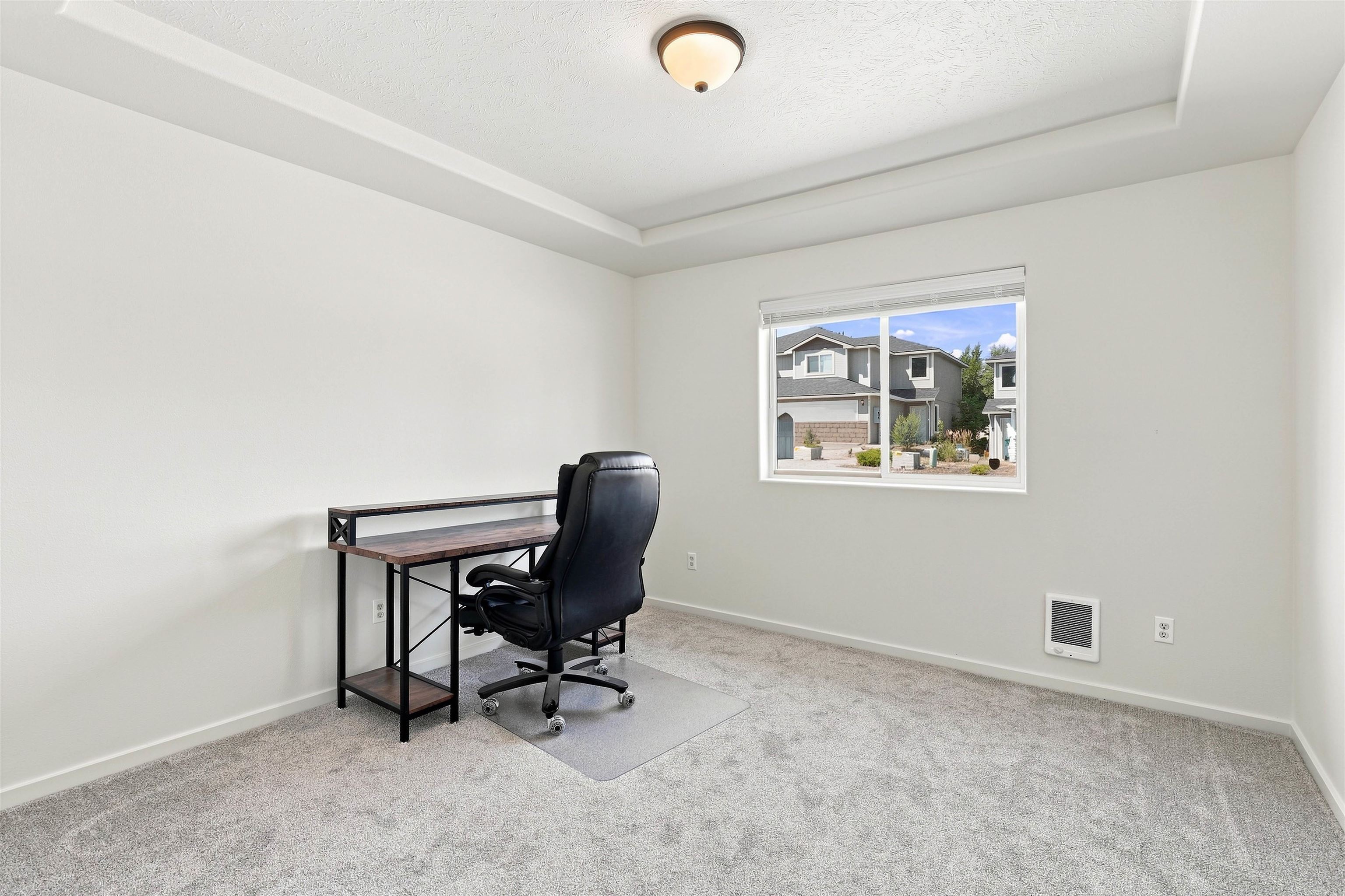 10504 E 4th Ave - Photo 17