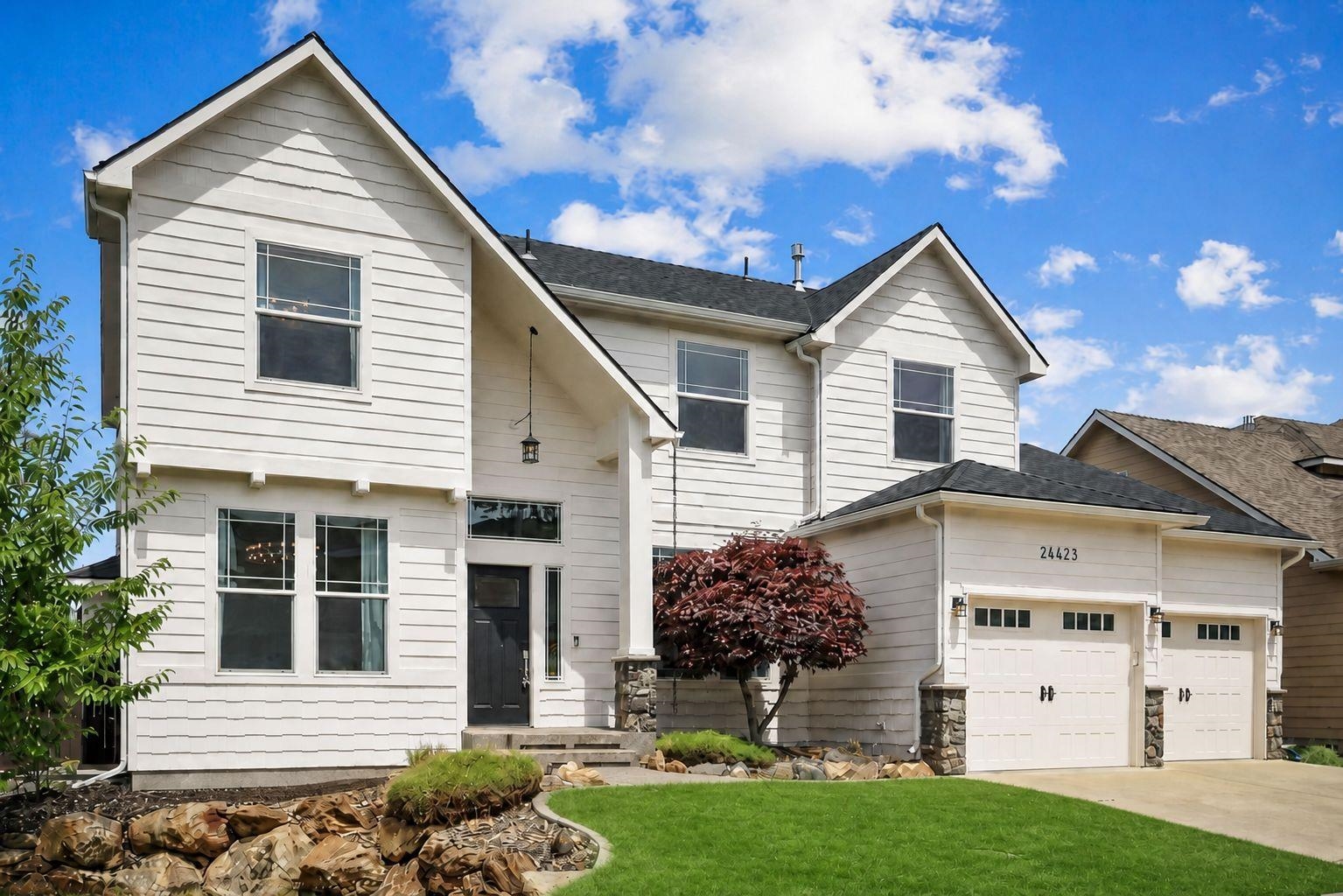 24423 E Maxwell Ln - Photo 2