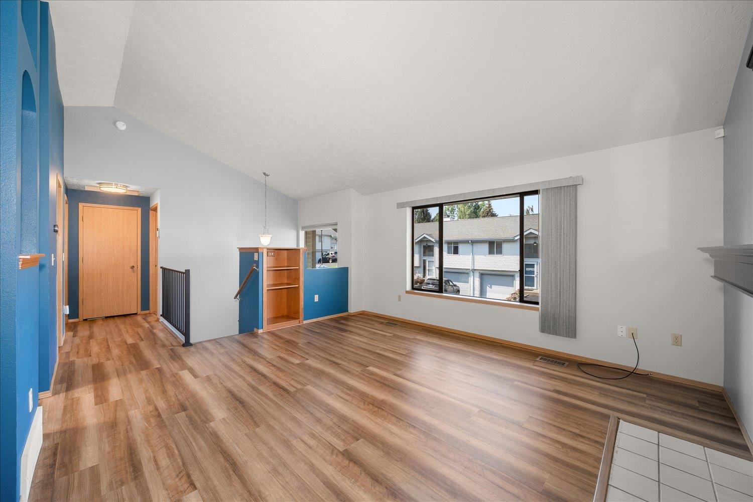 930 E CALKINS Dr - Photo 10
