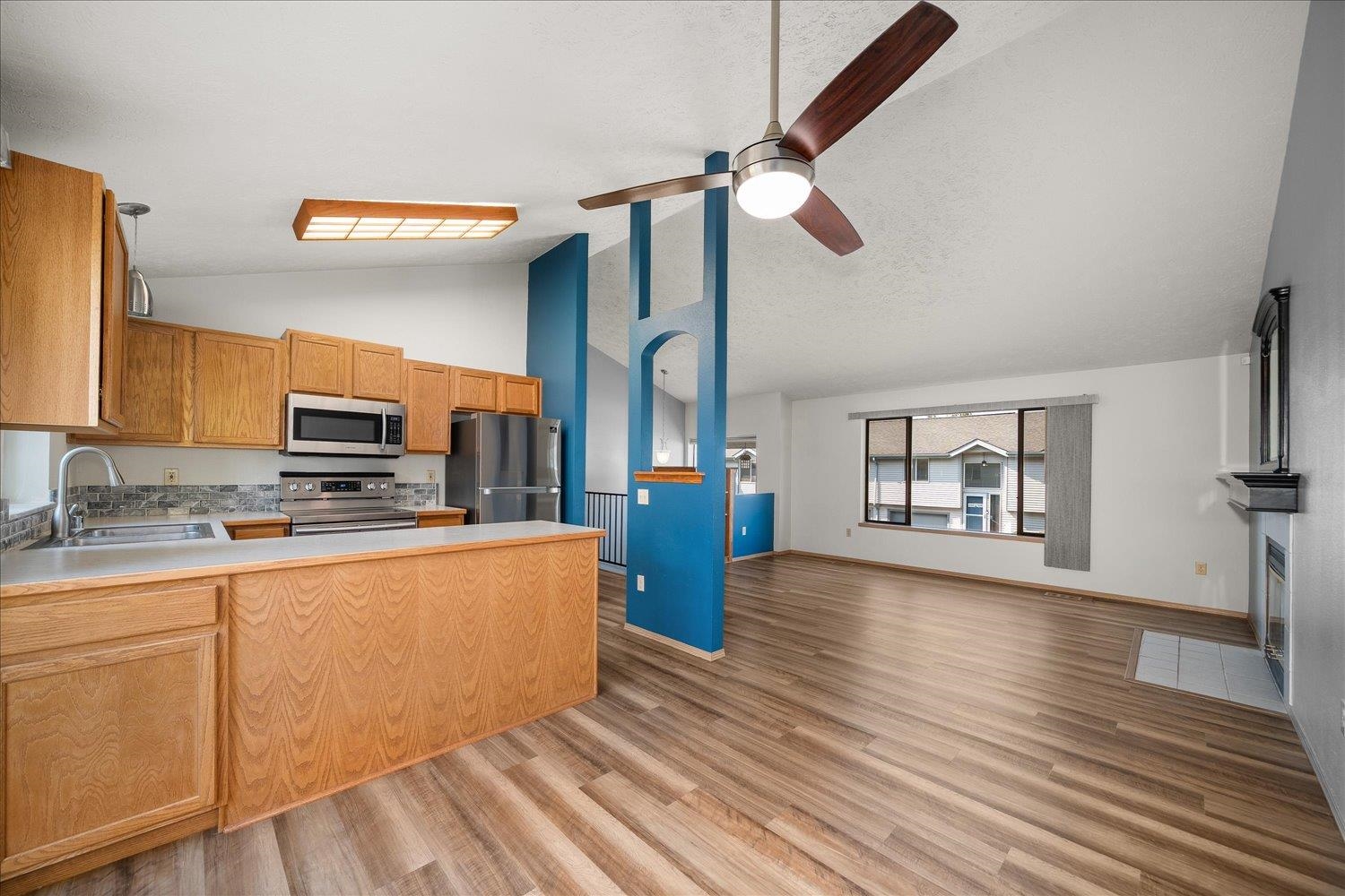 930 E CALKINS Dr - Photo 15