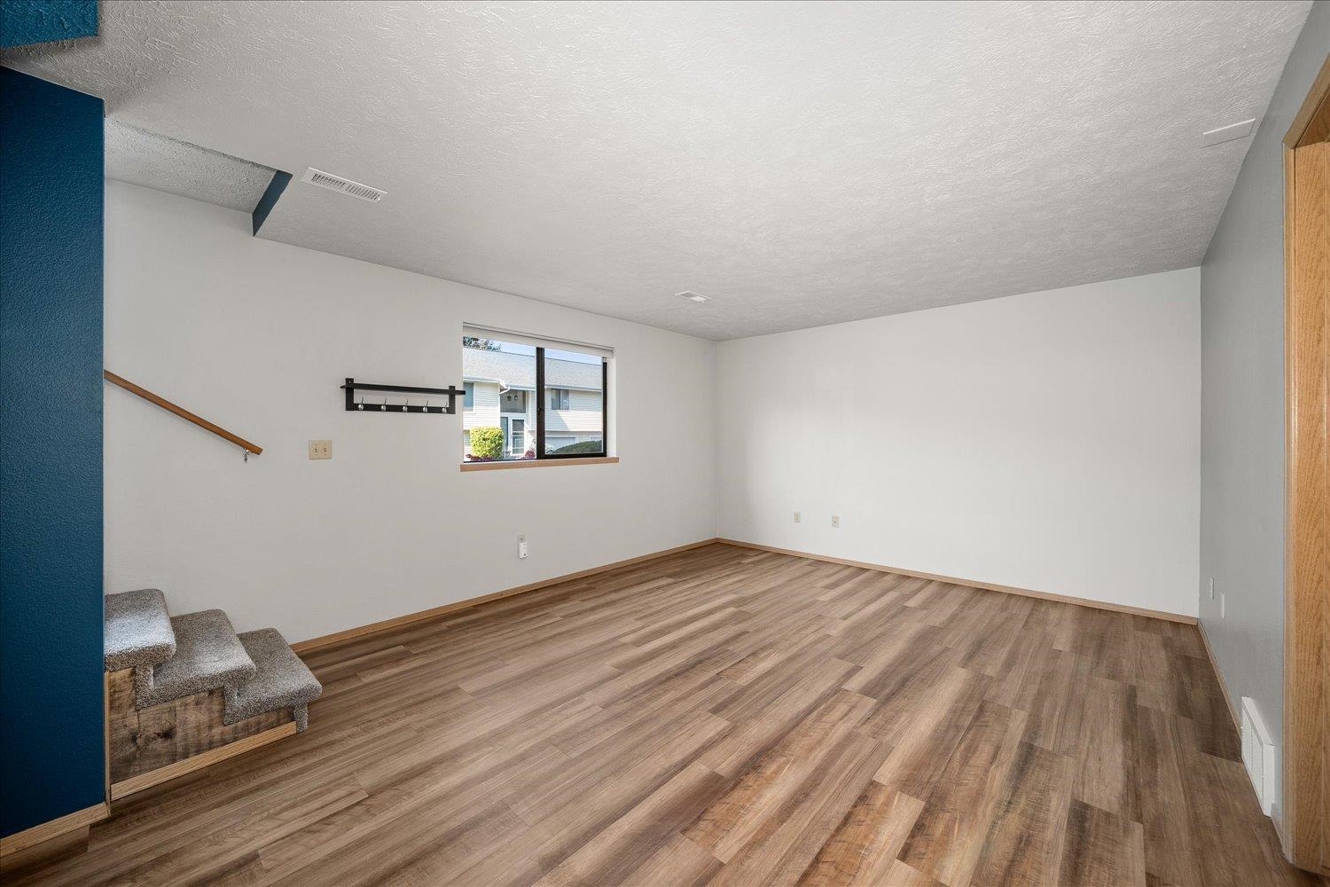 930 E CALKINS Dr - Photo 22