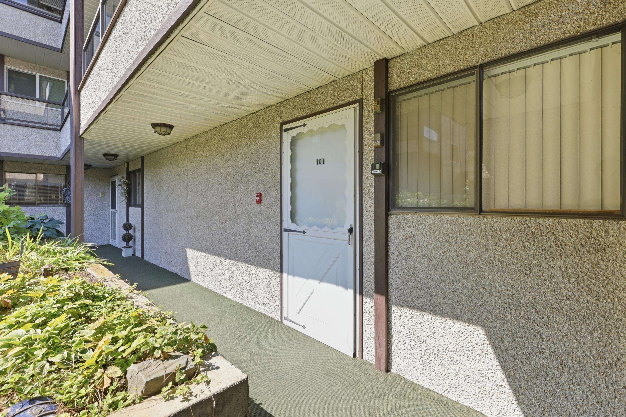 935 W Glass Ave - Photo 34