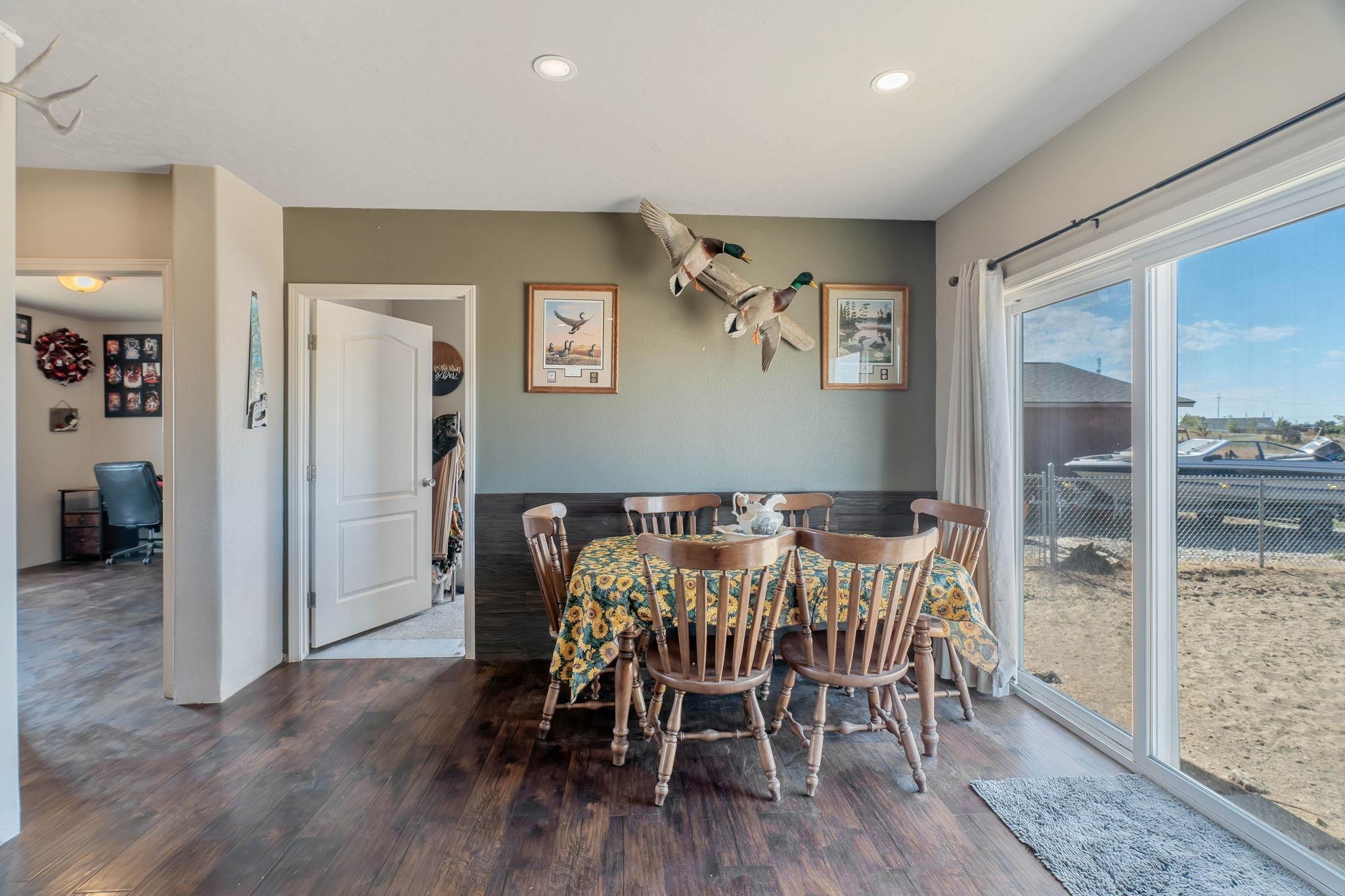 1002 S Dover Rd - Photo 8