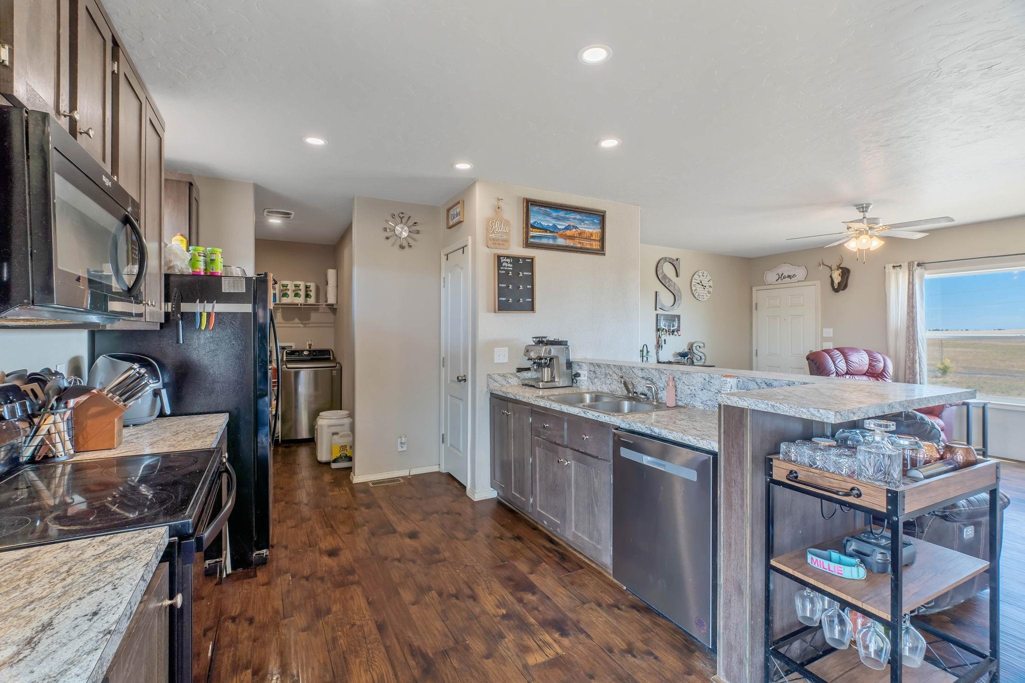 1002 S Dover Rd - Photo 11