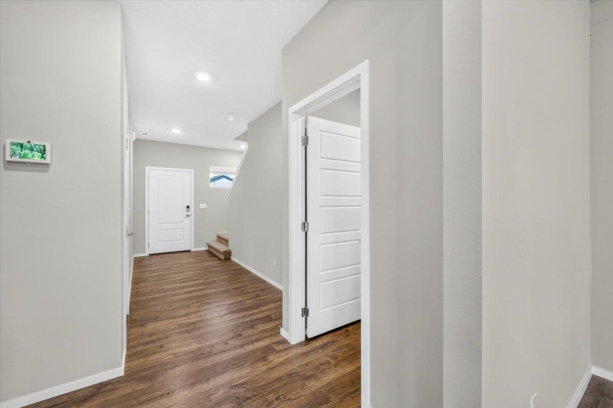 12212 N Greene St - Photo 7