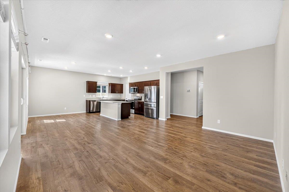 12212 N Greene St - Photo 12