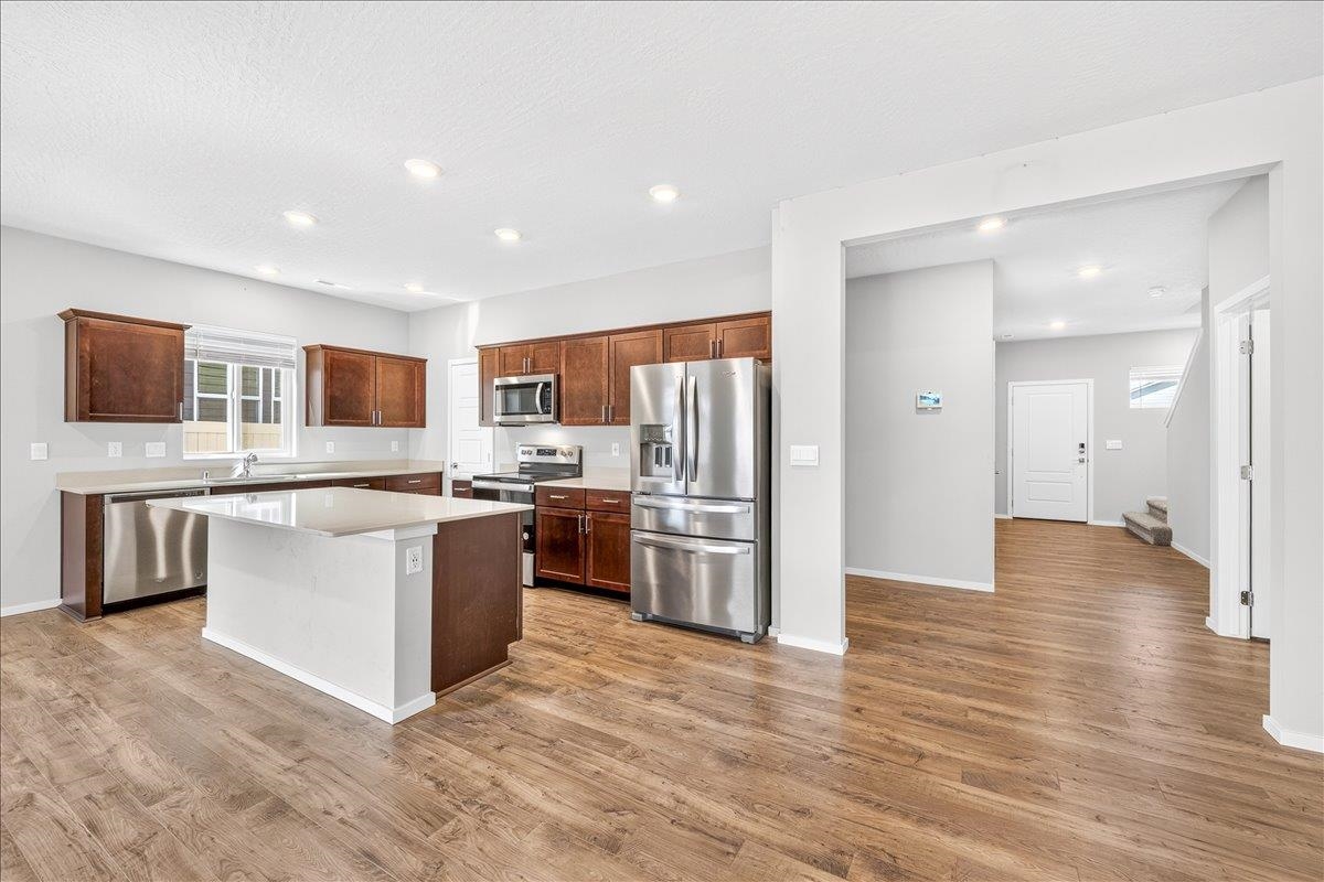 12212 N Greene St - Photo 17
