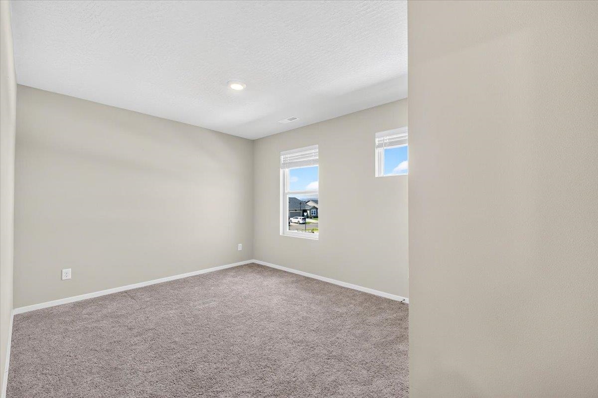 12212 N Greene St - Photo 31