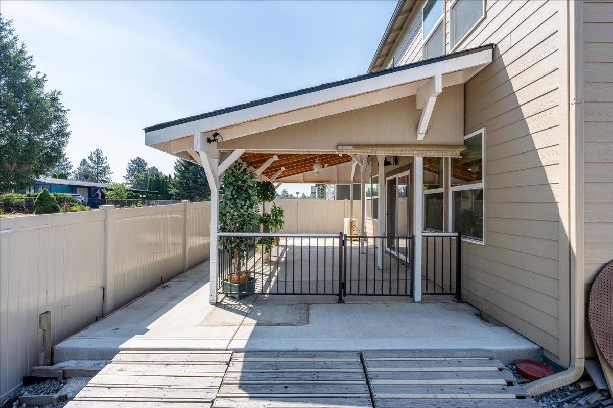 12212 N Greene St - Photo 40