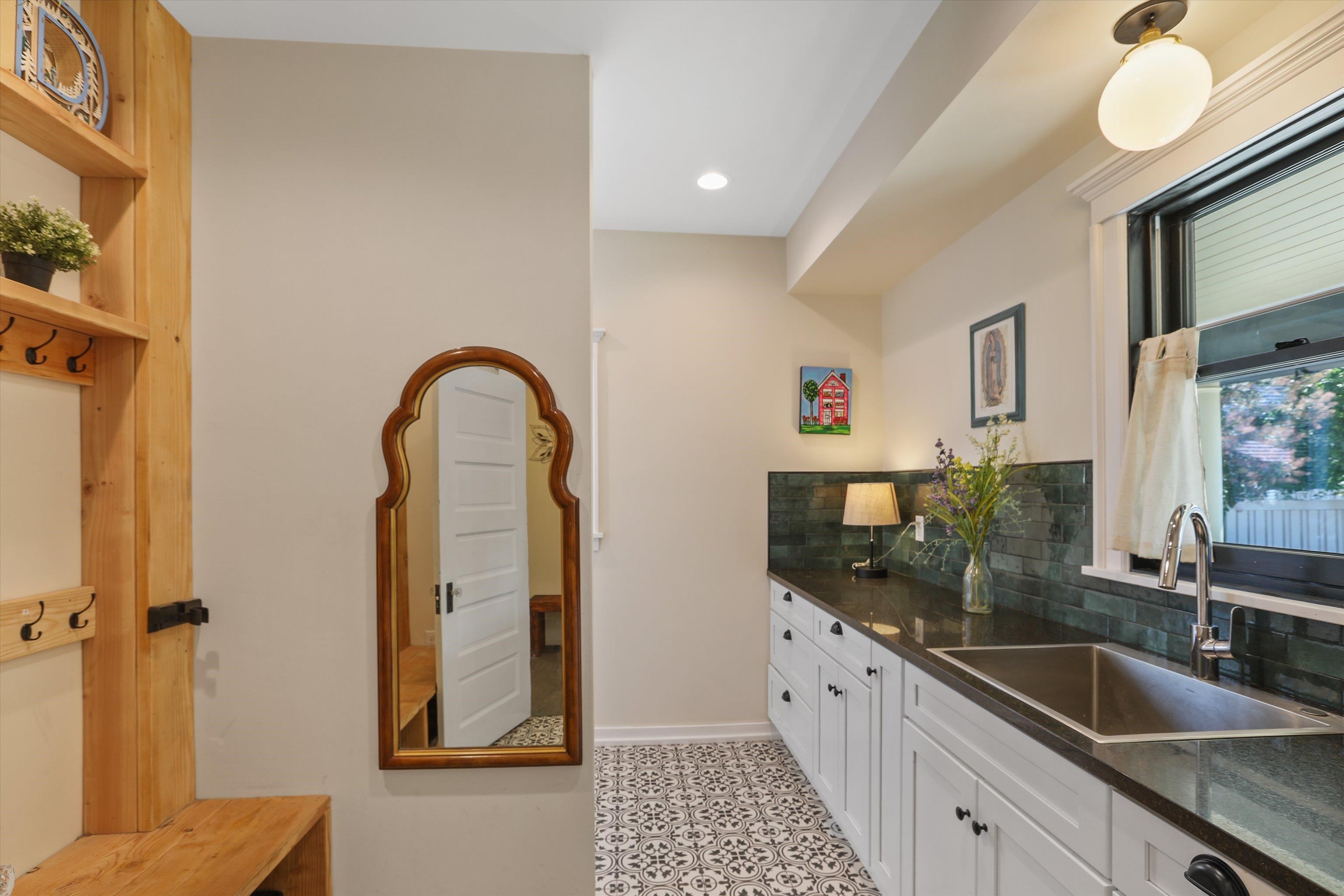 1306 N Summit Blvd - Photo 6