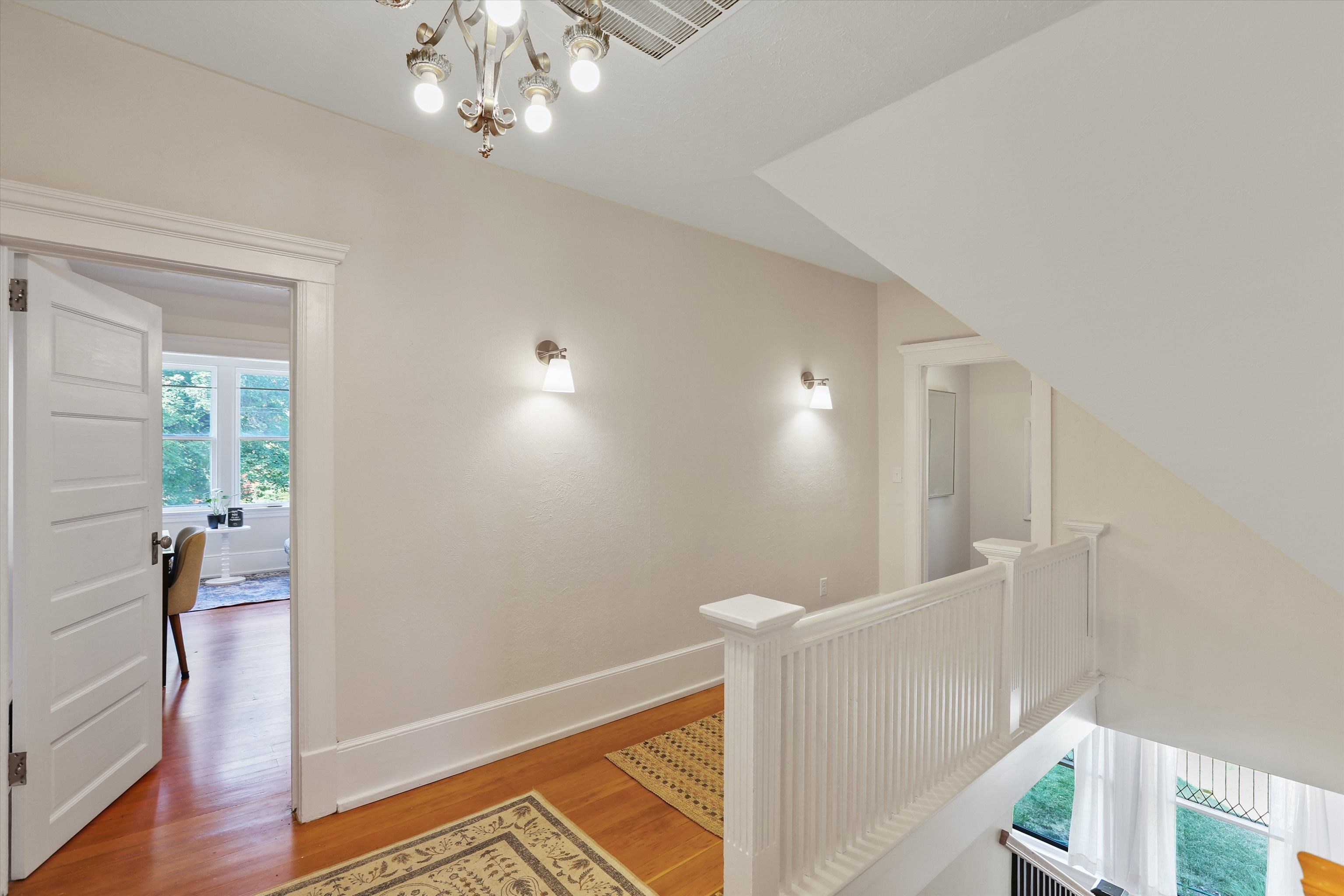 1306 N Summit Blvd - Photo 23