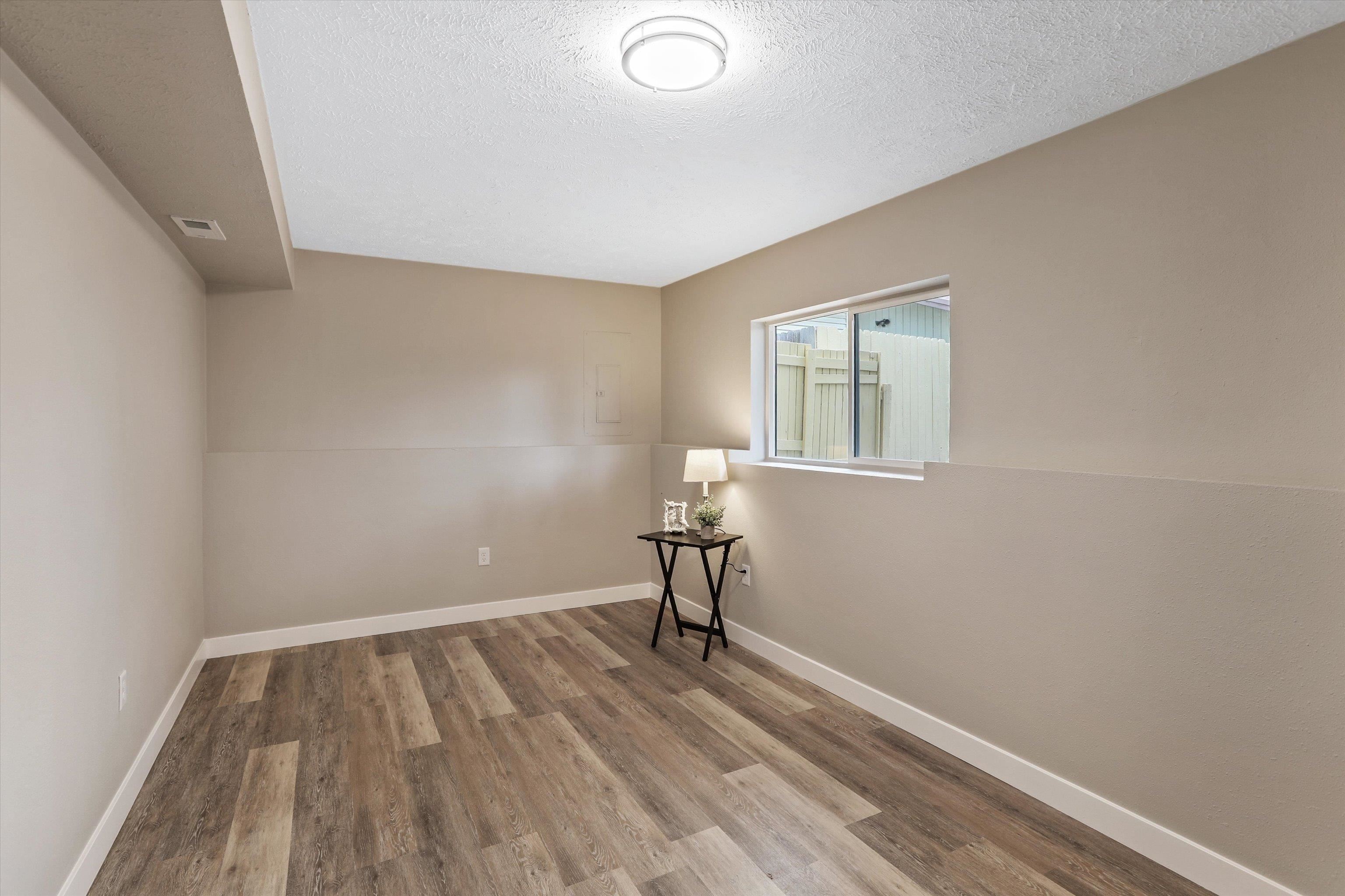 308 E Crown Ave - Photo 17