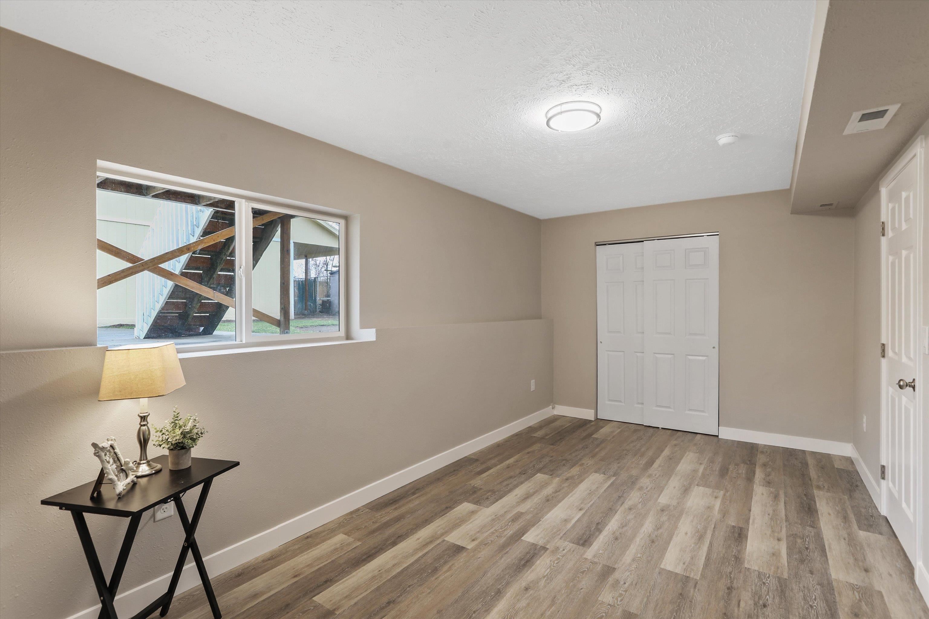308 E Crown Ave - Photo 18