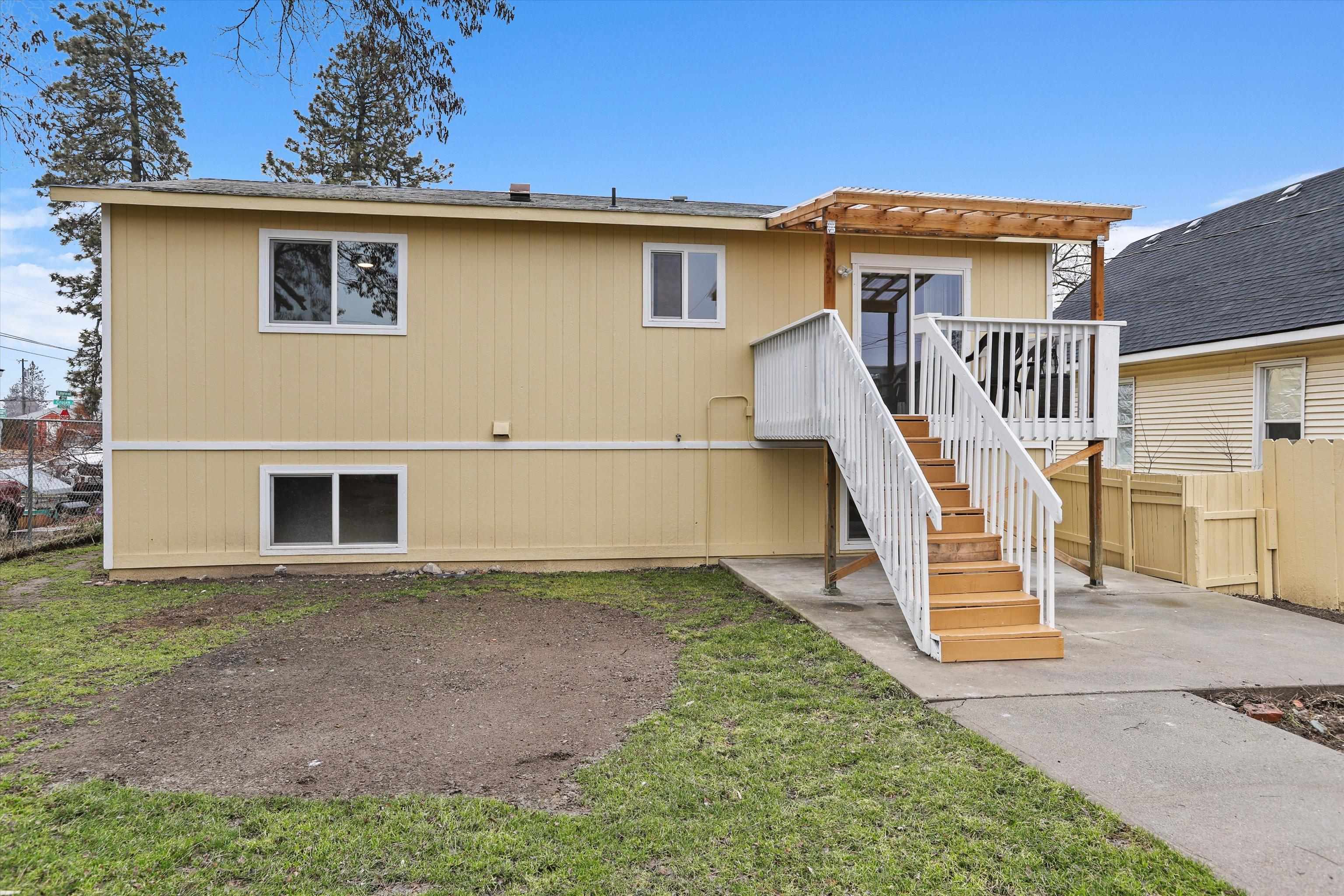 308 E Crown Ave - Photo 20
