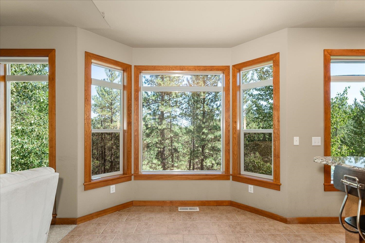 401 W Trailridge Ct - Photo 13