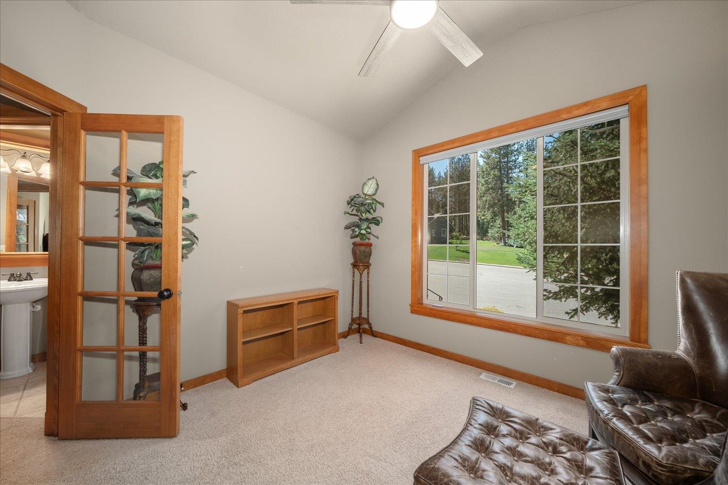 401 W Trailridge Ct - Photo 15