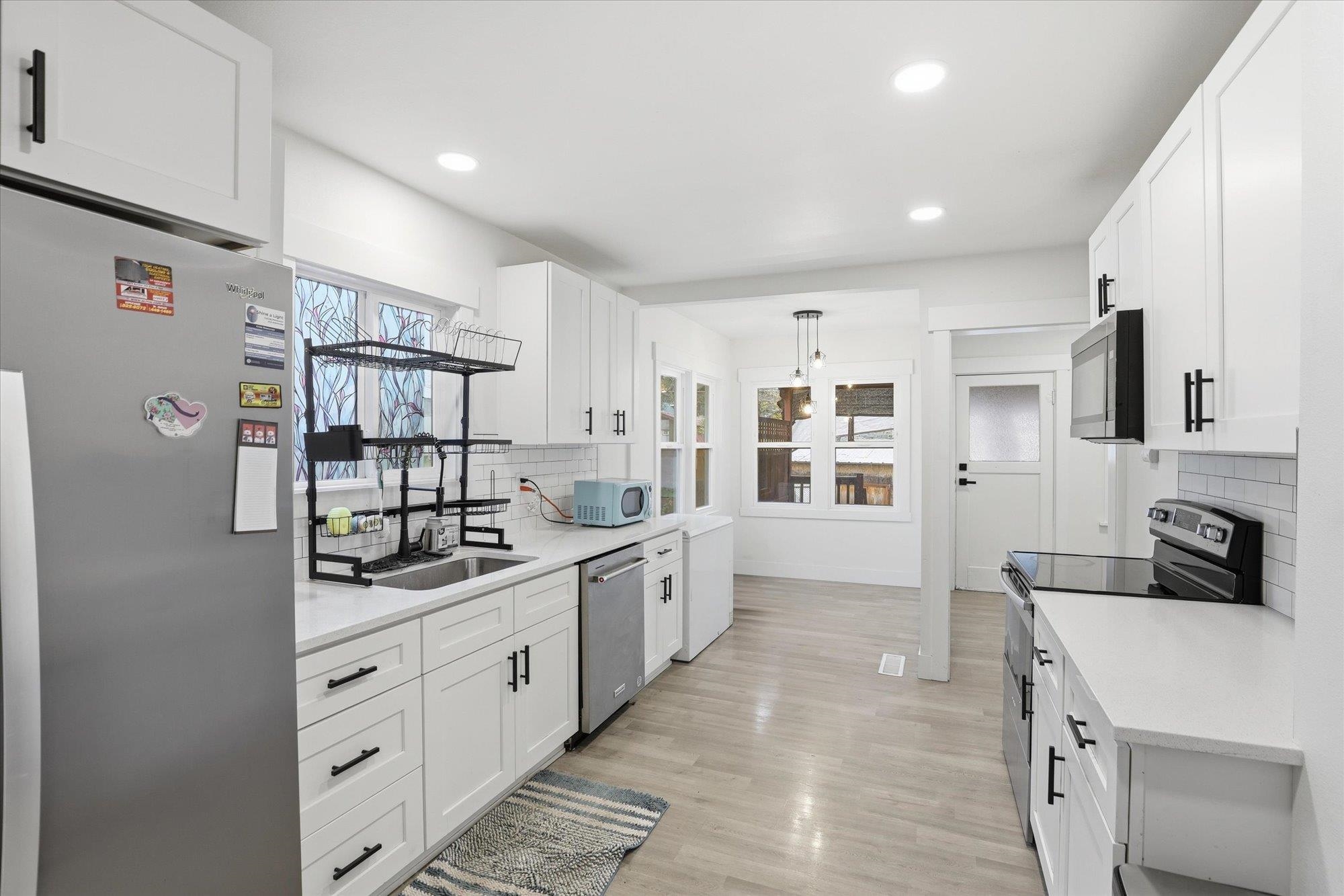 3812 E 4th Ave - Photo 3