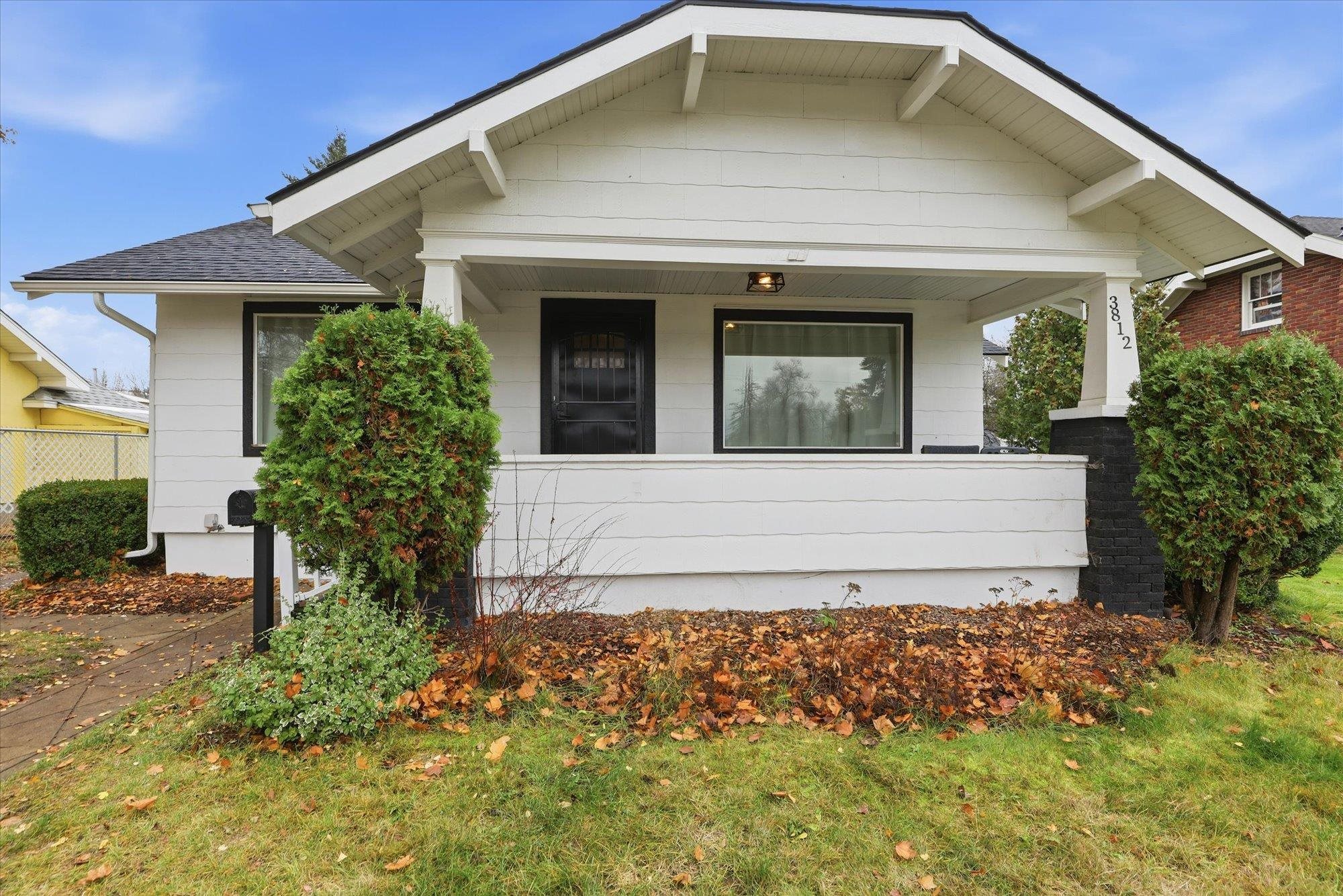3812 E 4th Ave - Photo 1