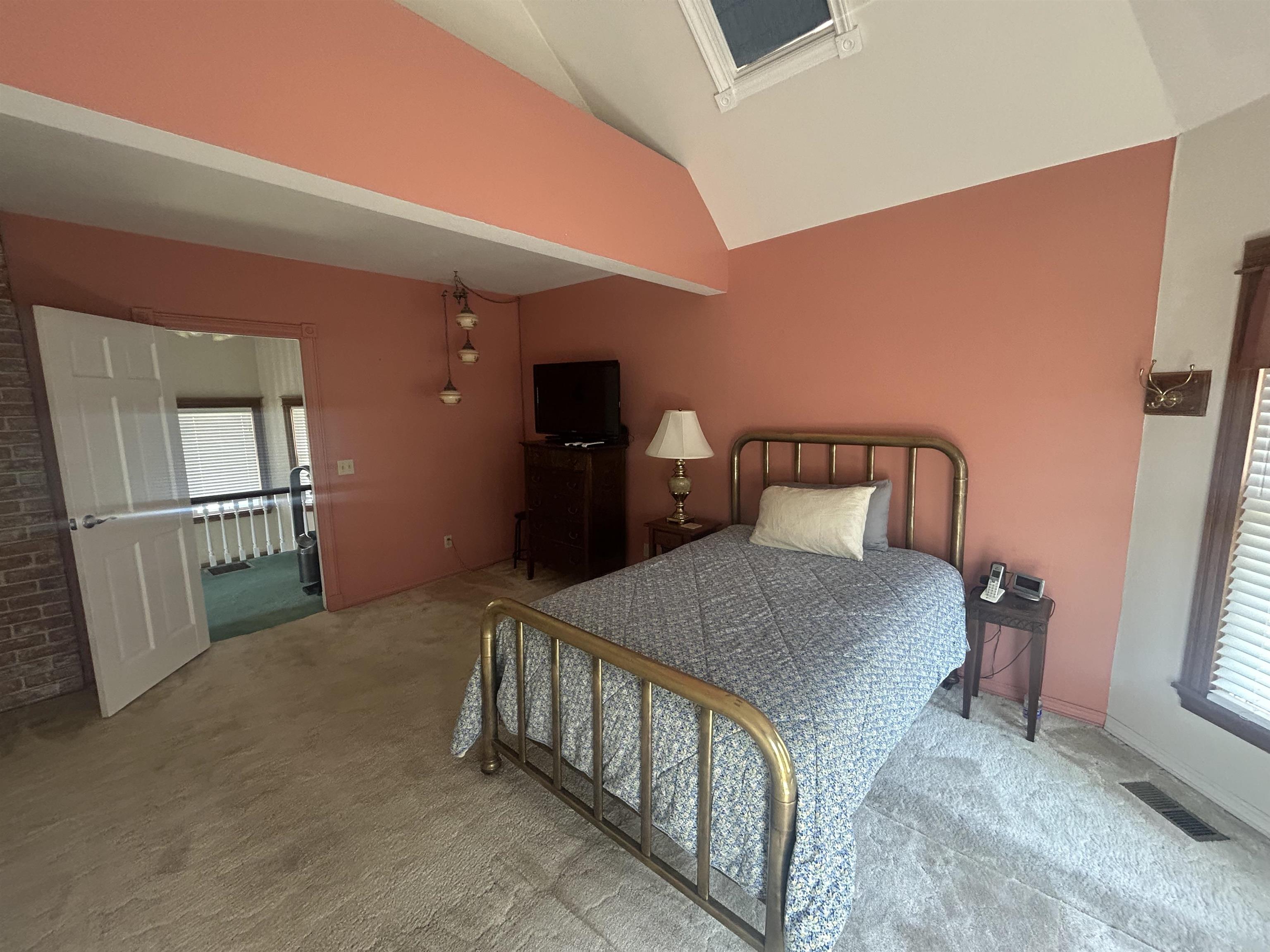 520 Marshall St - Photo 22