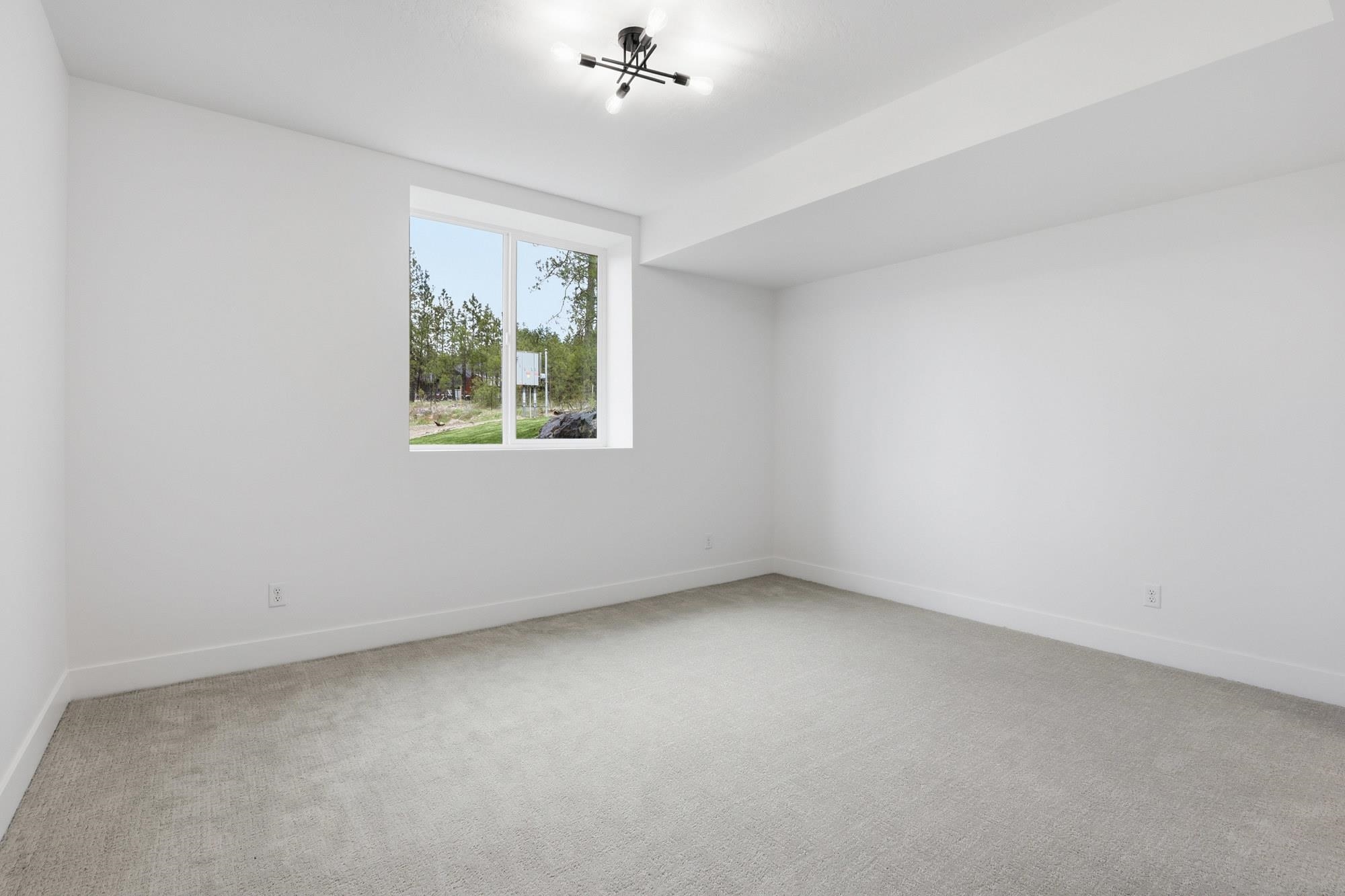 6703 E Elk Chattaroy Rd - Photo 33