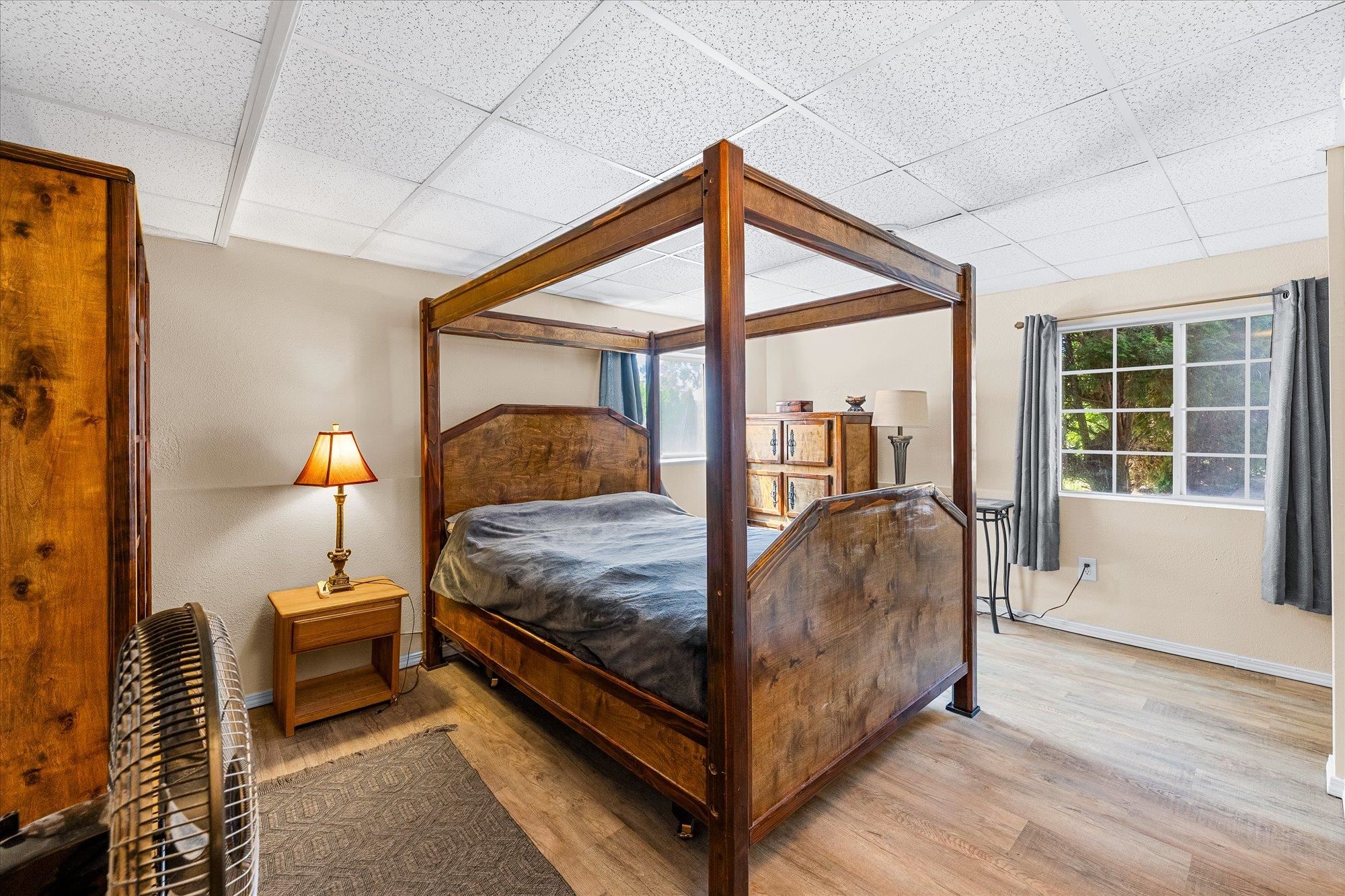 1924 E Weile Ave - Photo 6
