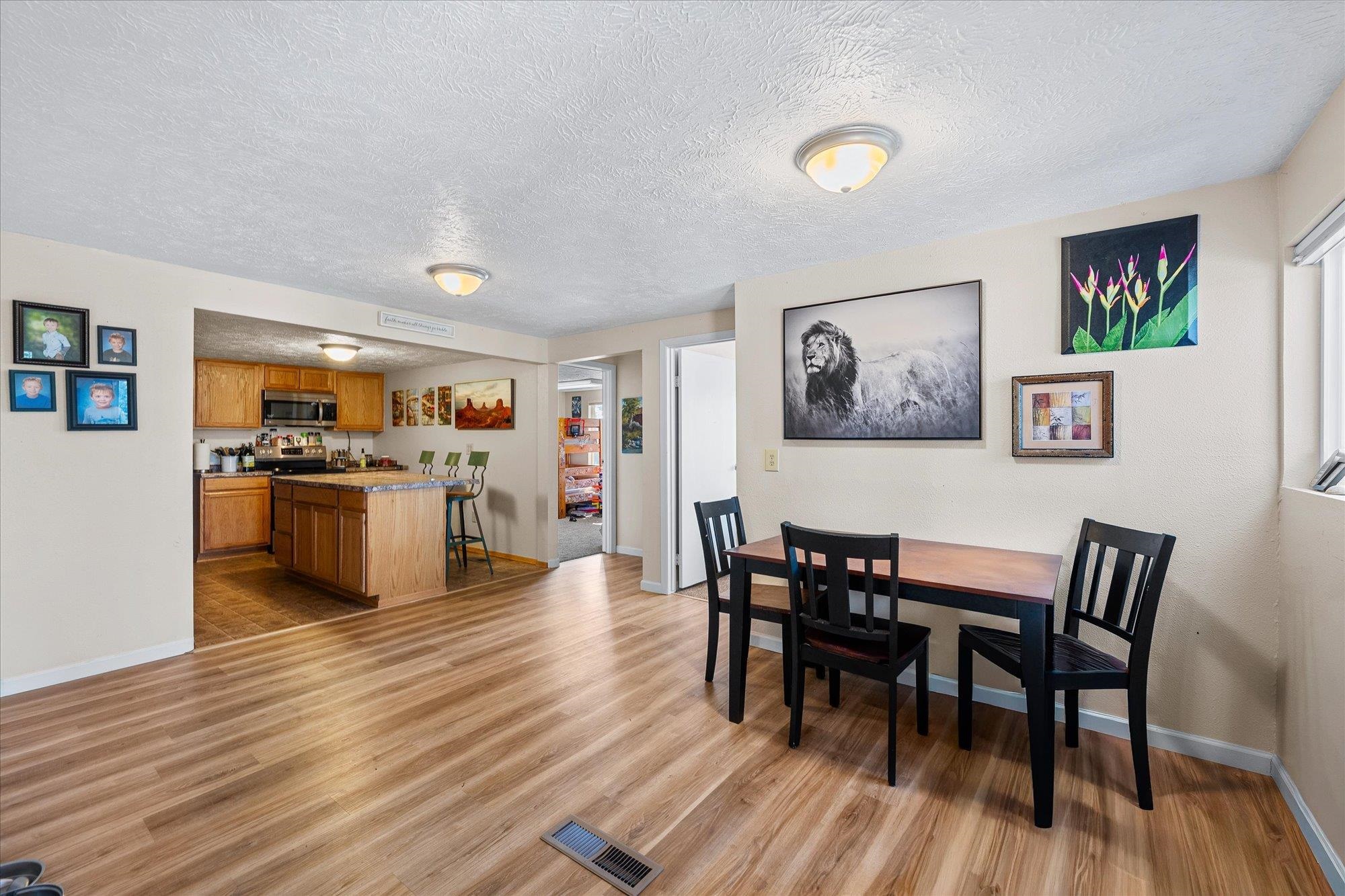 1924 E Weile Ave - Photo 16