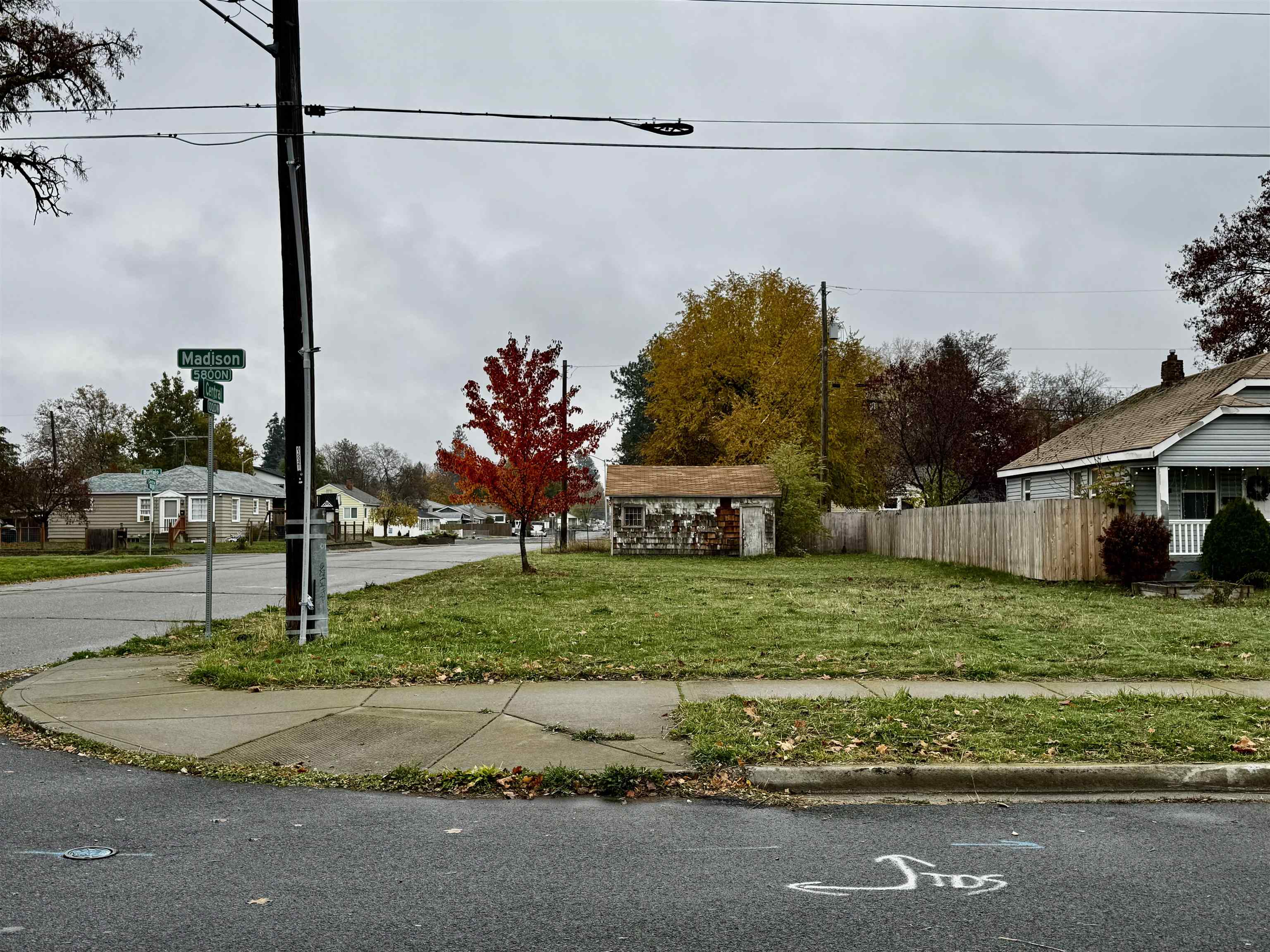 5826 N Madison St - Photo 8