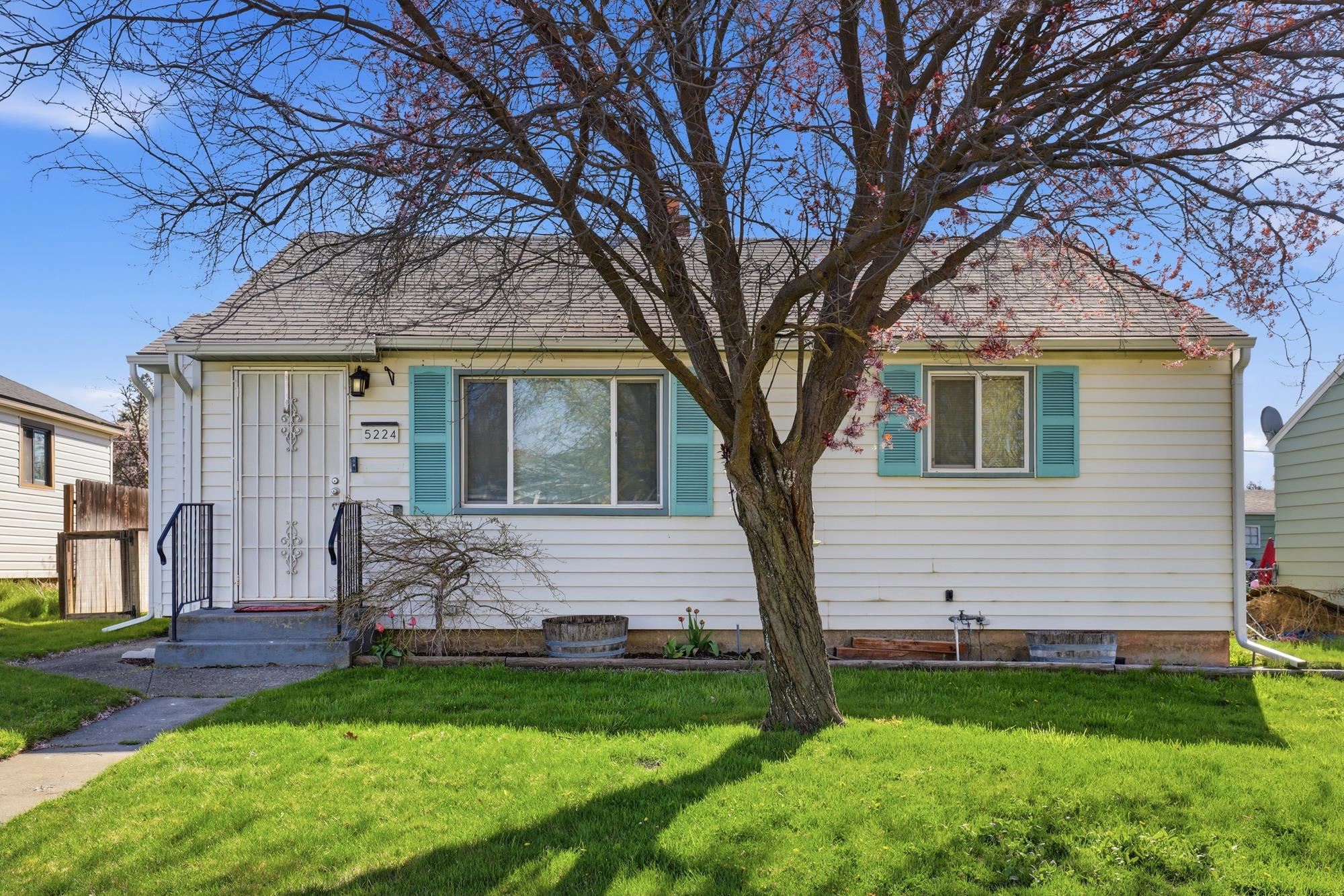 5224 N Cannon St St - Photo 1