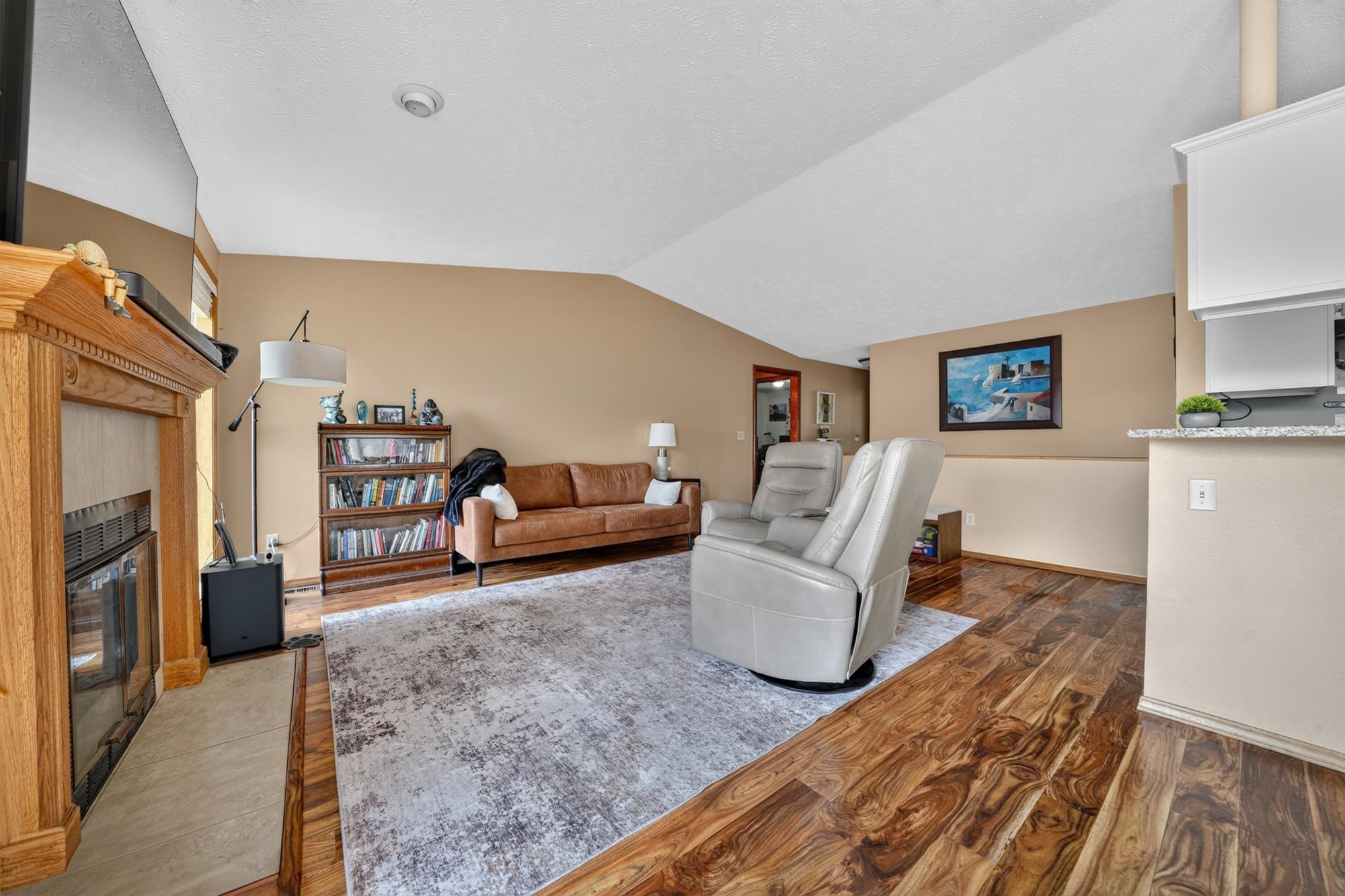 3821 S Alder Dr - Photo 4