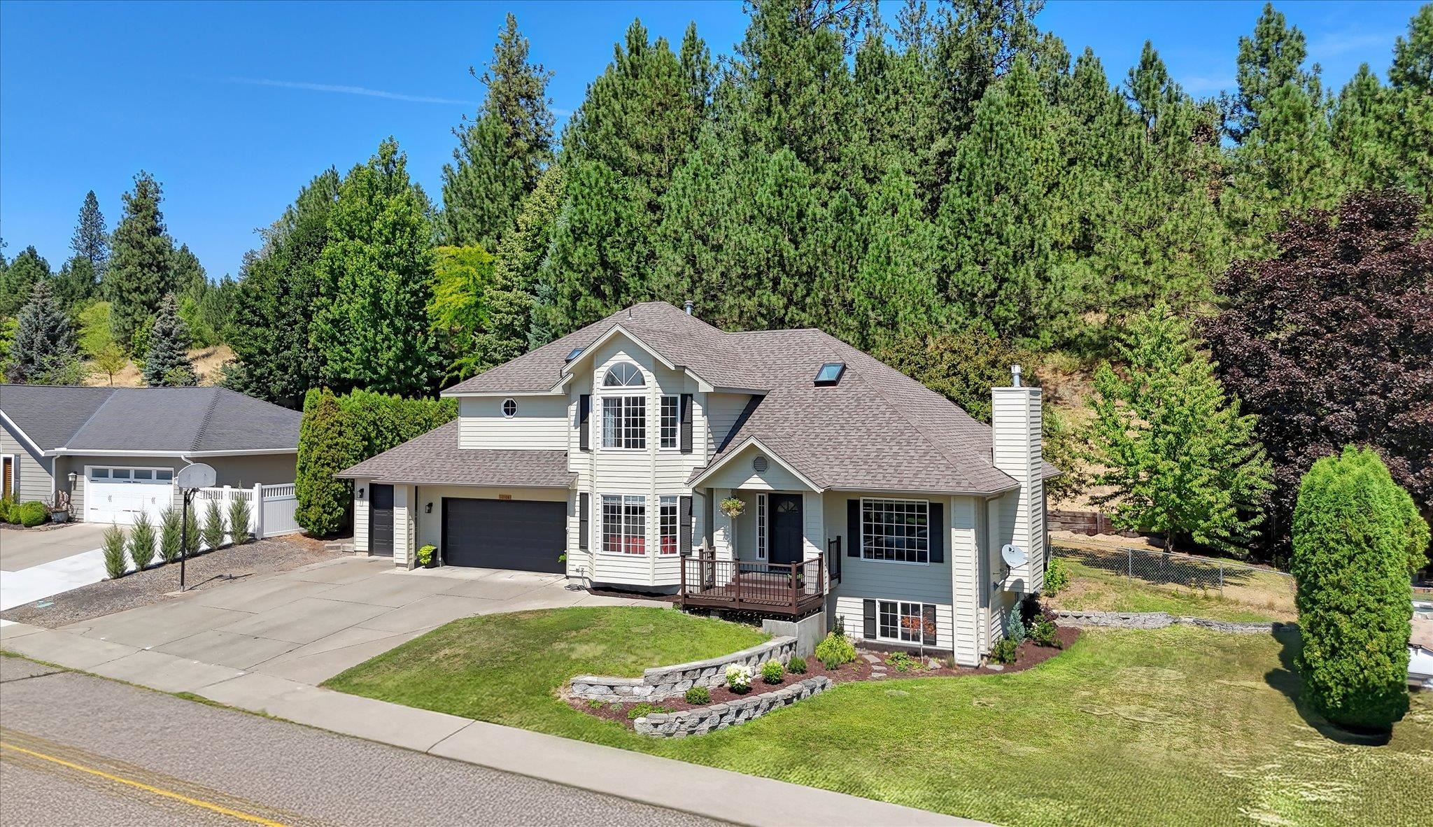 10108 N SEMINOLE Dr - Photo 1
