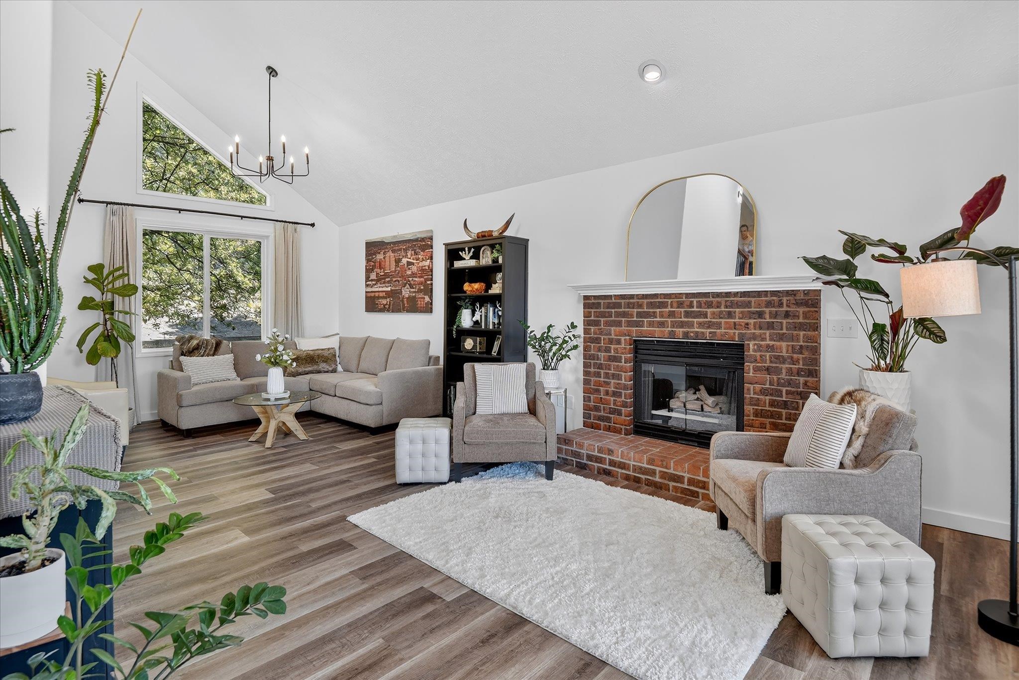 10108 N SEMINOLE Dr - Photo 4