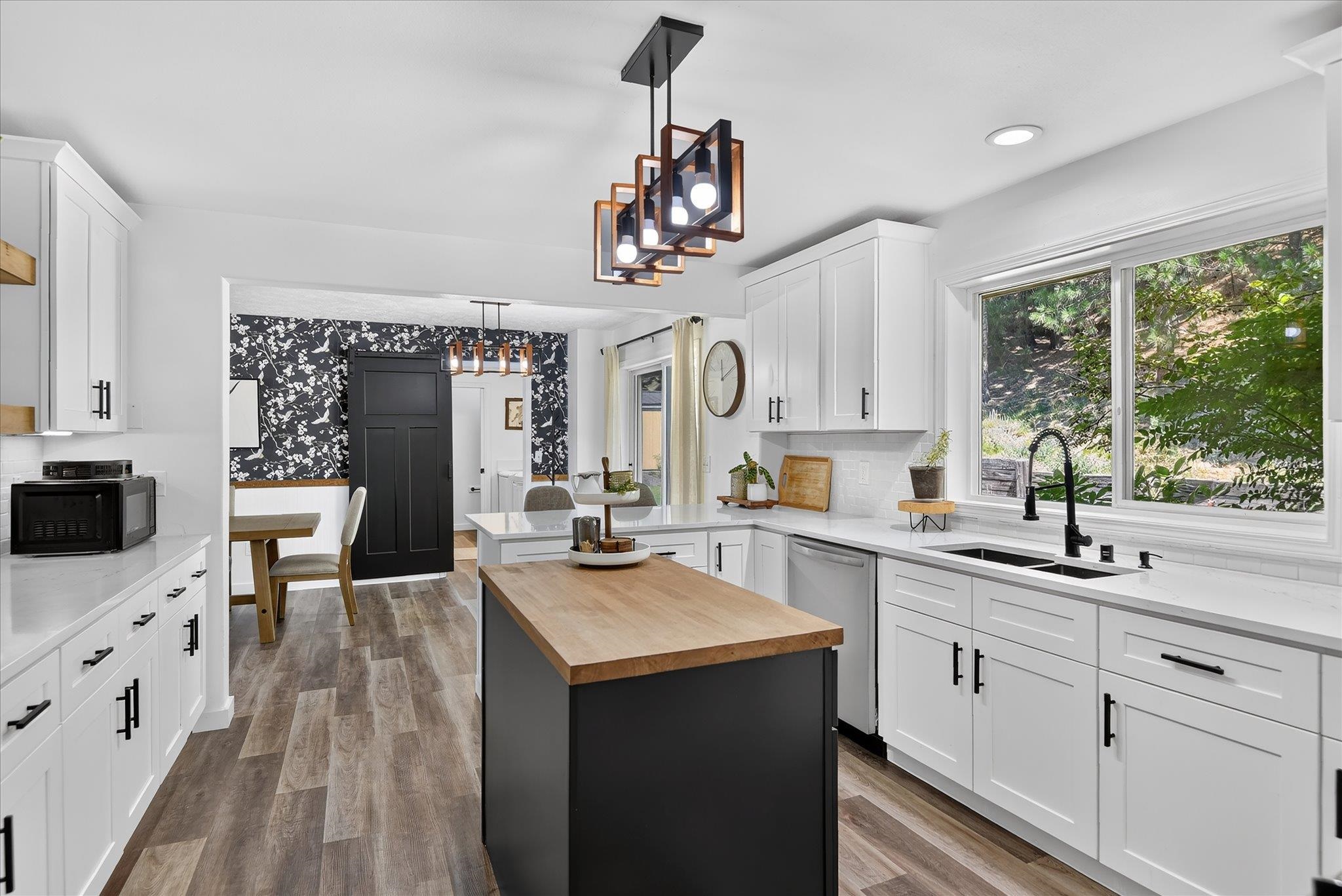 10108 N SEMINOLE Dr - Photo 10