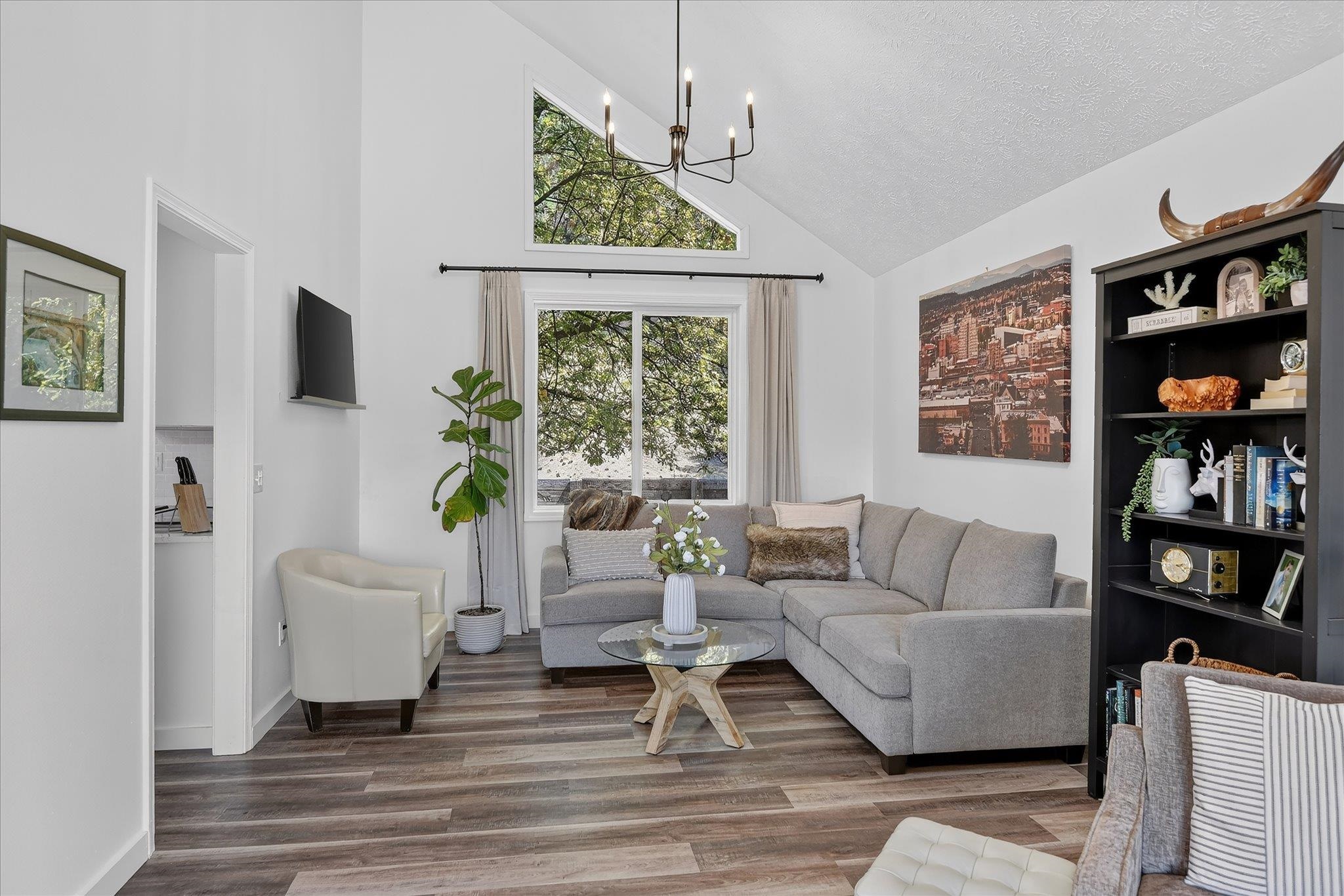 10108 N SEMINOLE Dr - Photo 6