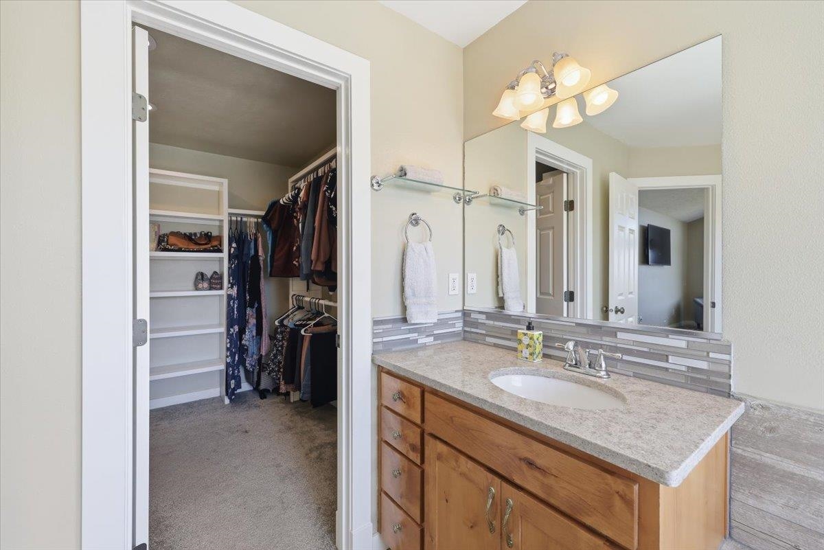 2221 S Steen Rd - Photo 17