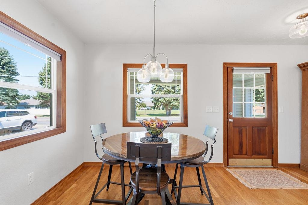 13804 E 16th Ave - Photo 12