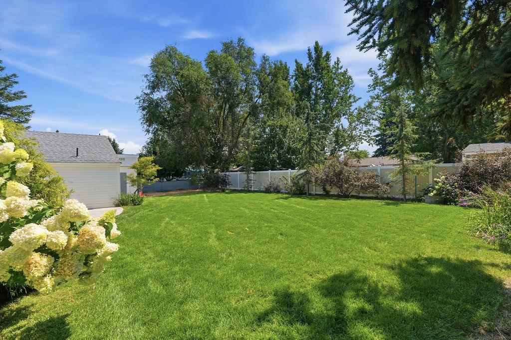 13804 E 16th Ave - Photo 42