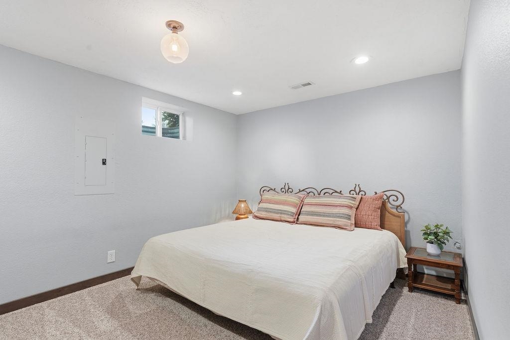 13804 E 16th Ave - Photo 23