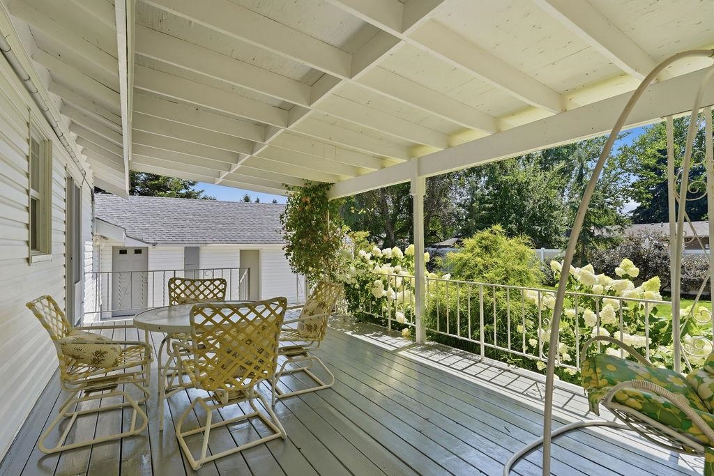 13804 E 16th Ave - Photo 40