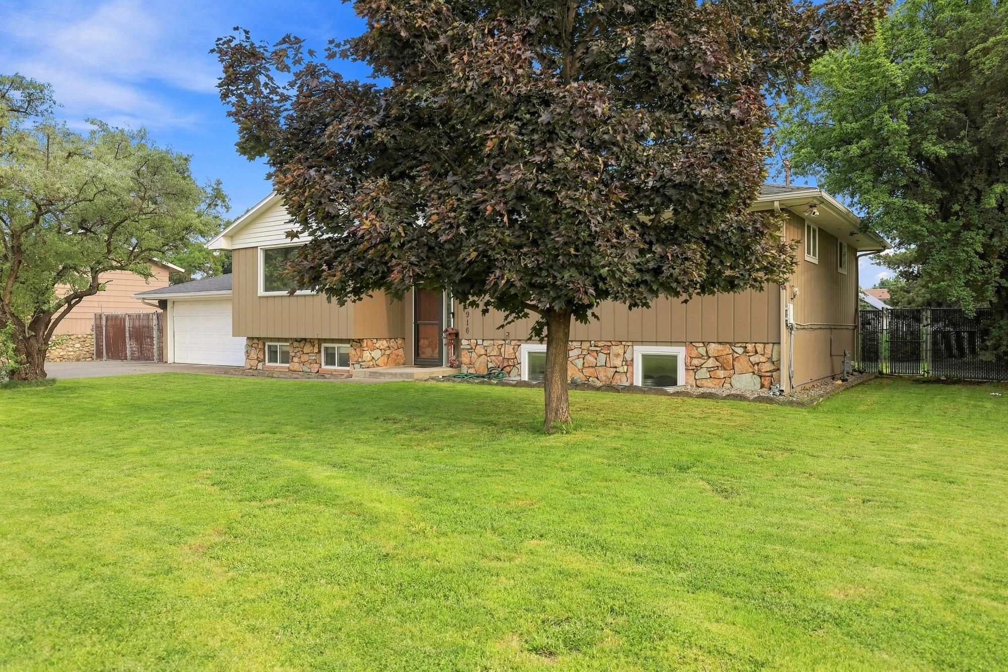 13916 E Mallon Ave - Photo 3
