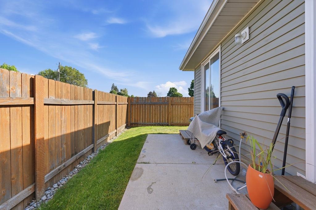 7125 N Crestline St - Photo 25
