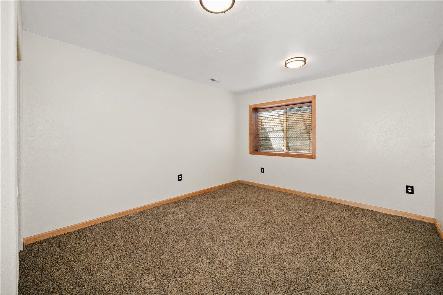 19217 E 7TH Ave - Photo 27