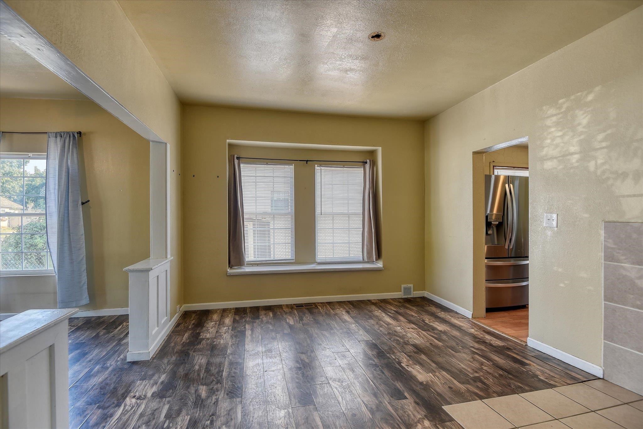 5407 N REGAL Ave - Photo 4